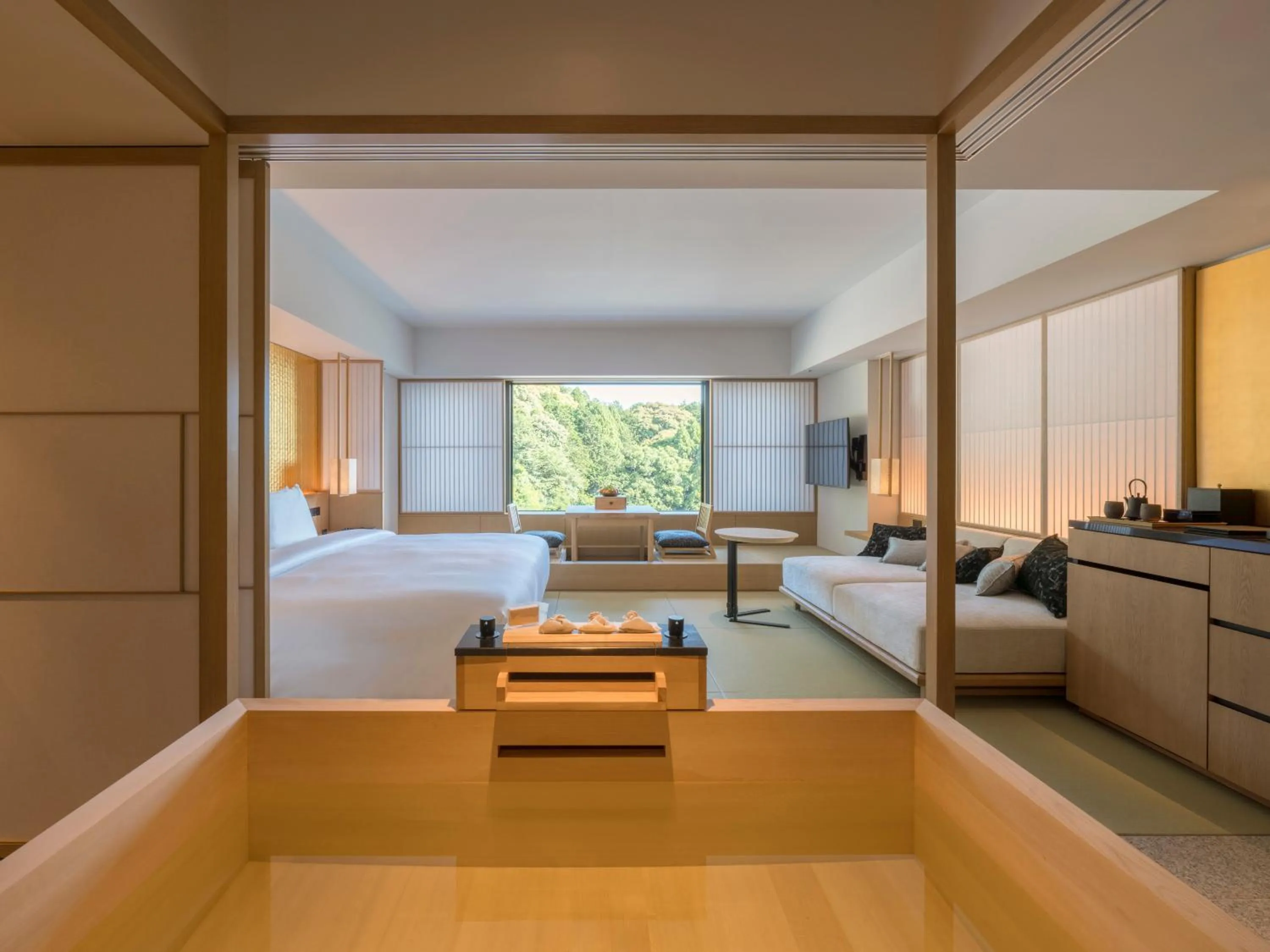 Bedroom, Bed in Banyan Tree Higashiyama Kyoto