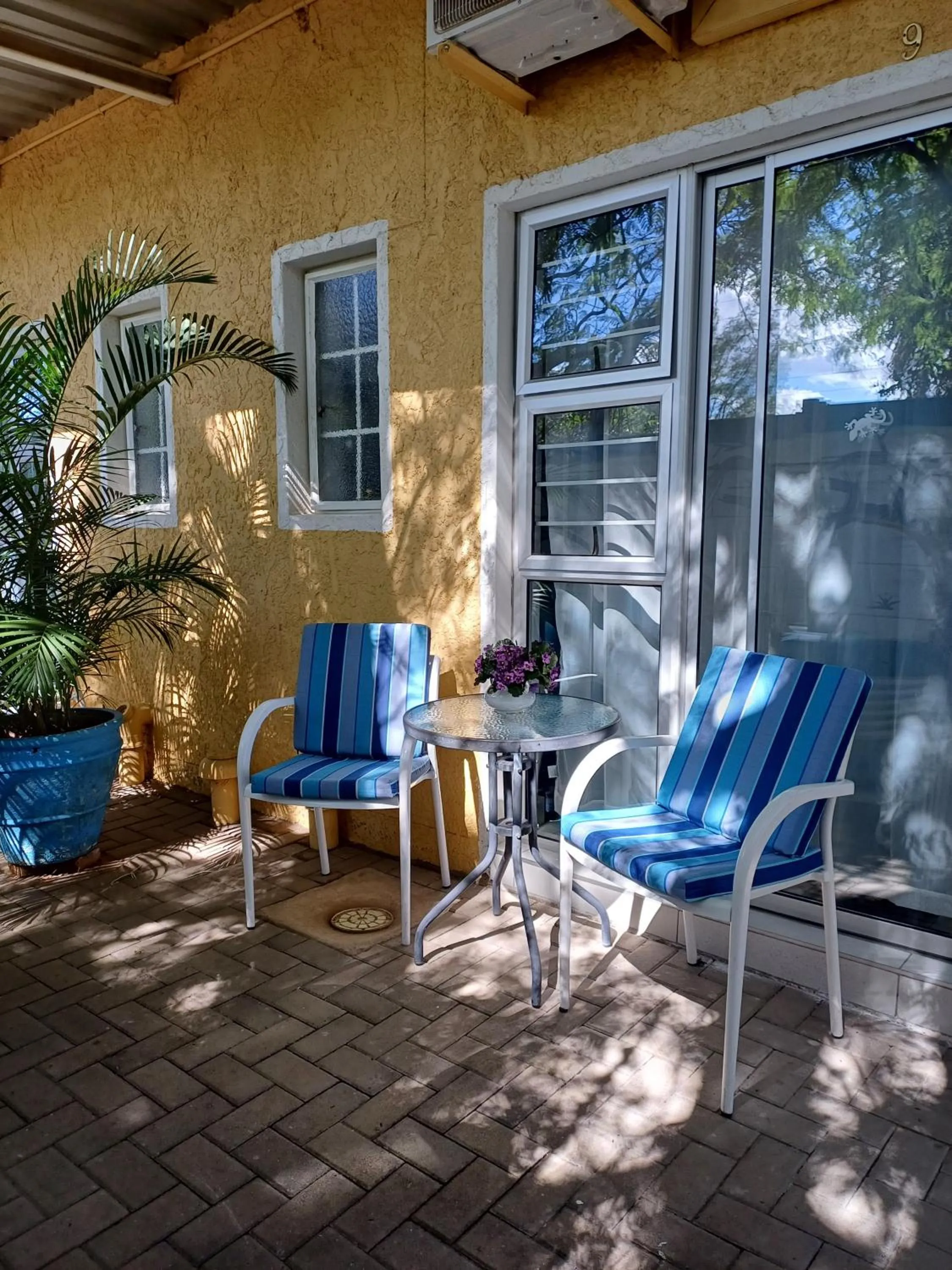 Seating area in Capbon Guesthouse
