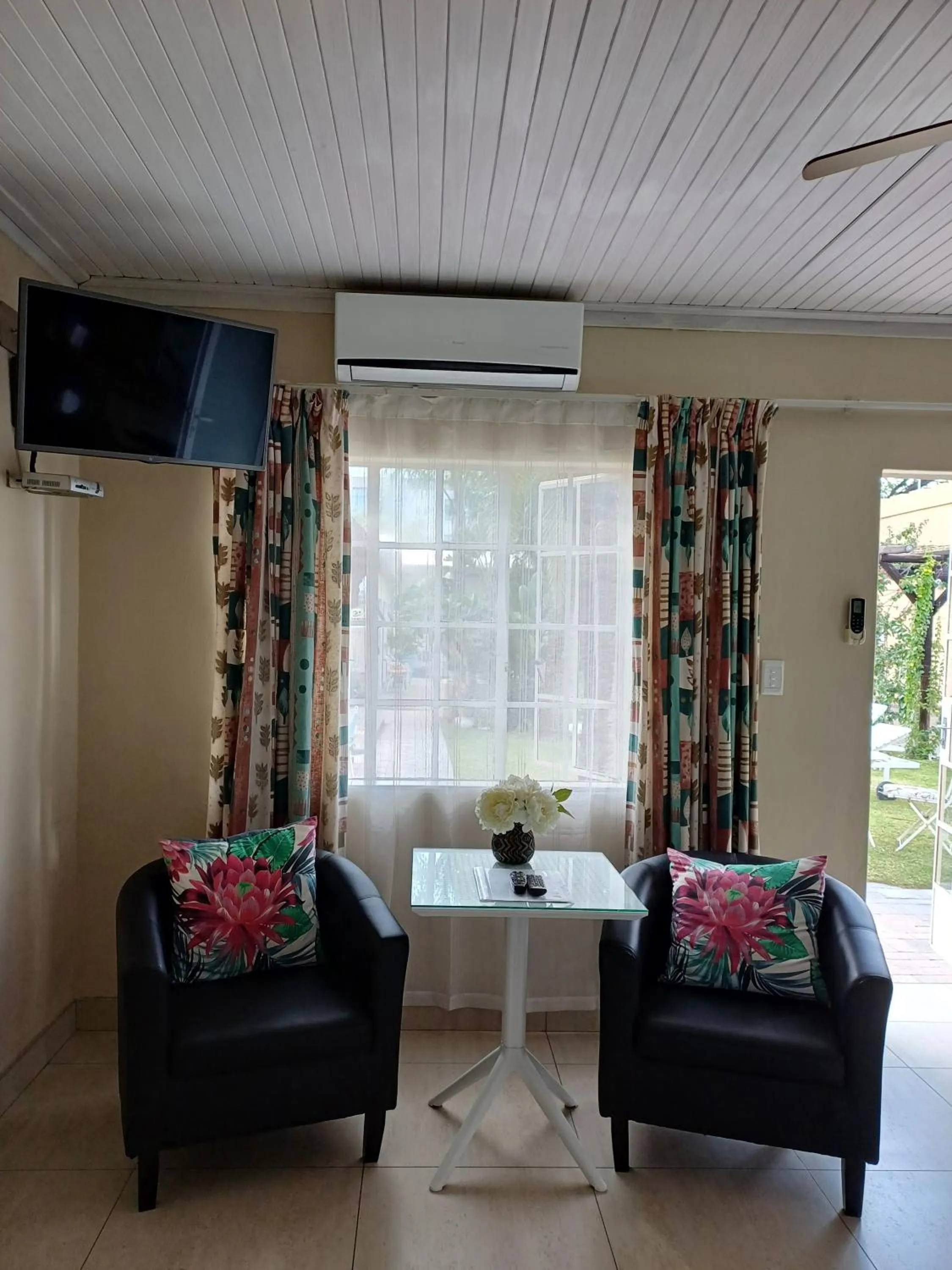 Seating area in Capbon Guesthouse