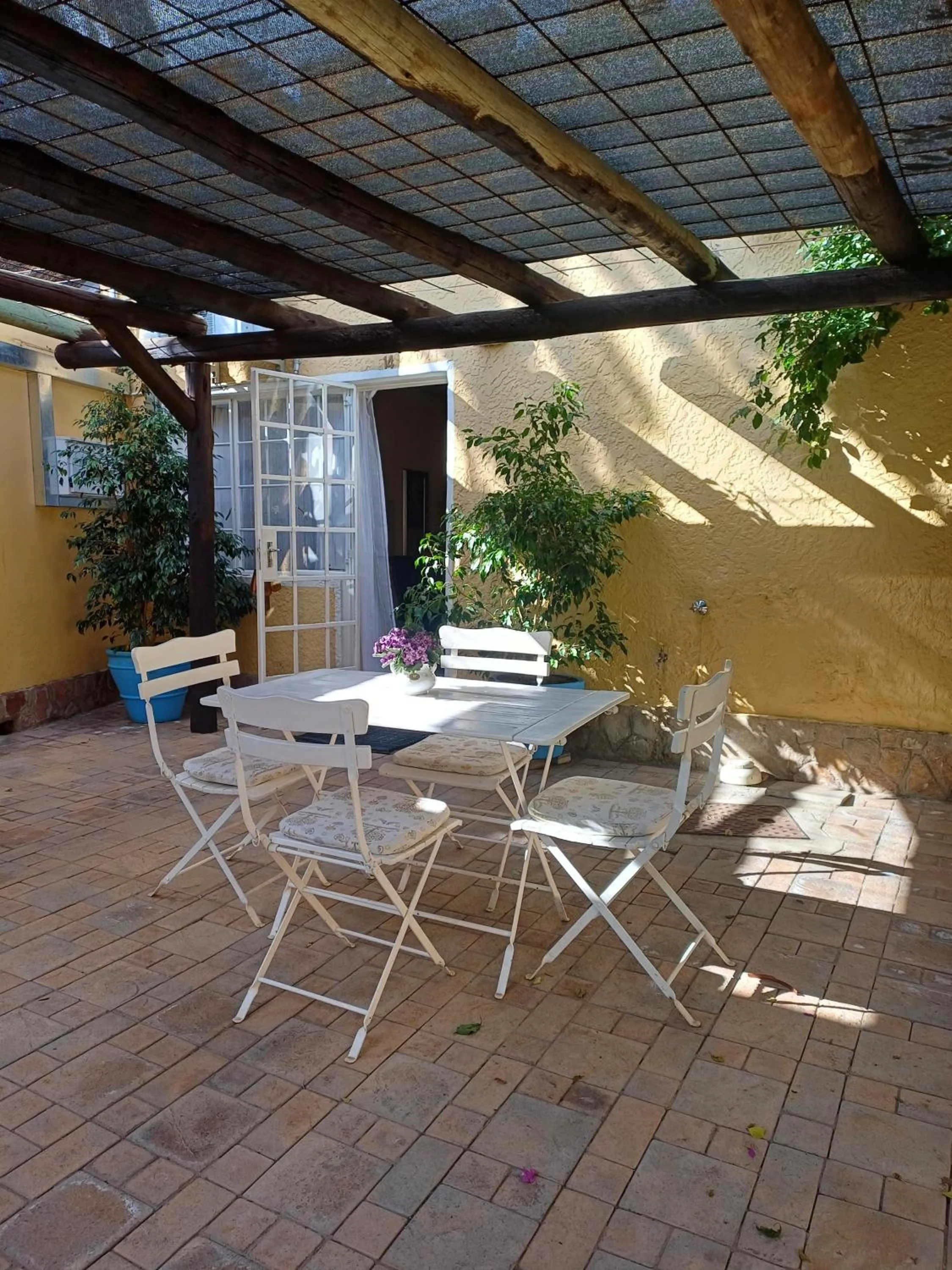 Seating area in Capbon Guesthouse