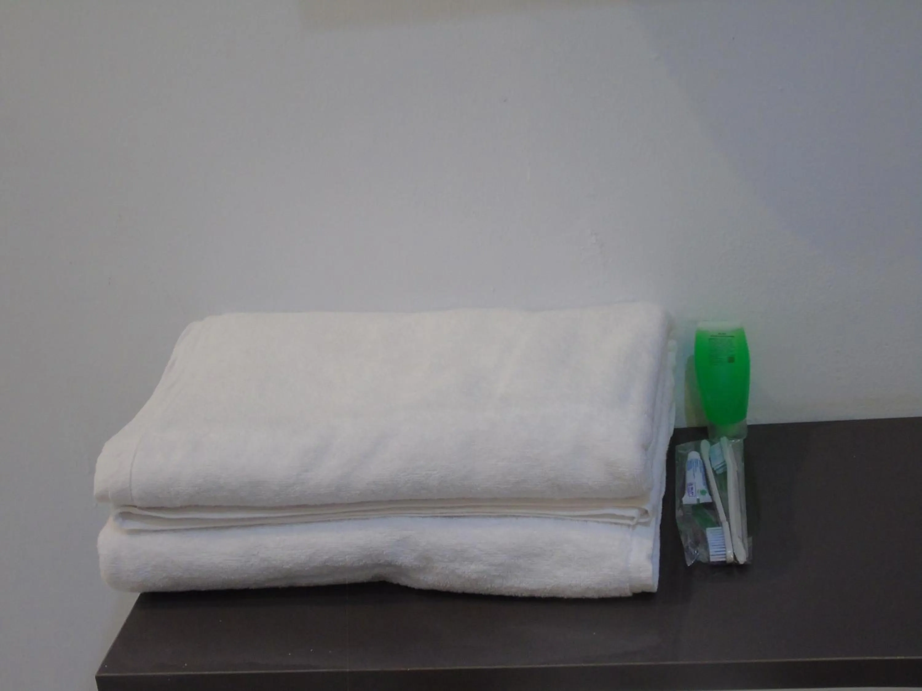 Photo of the whole room in Hotel Permata Zamrud