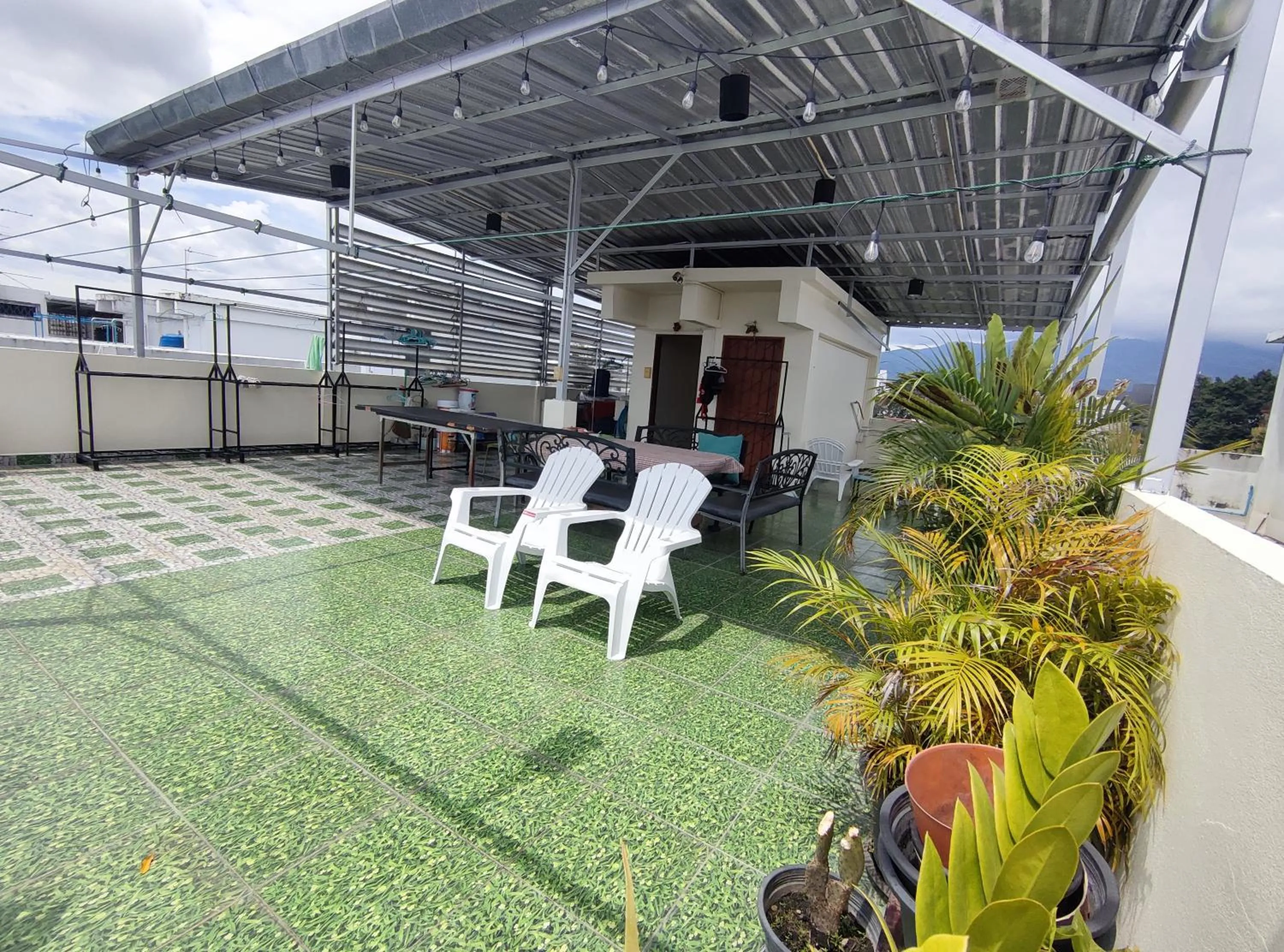 Property building in 168 Chiangmai Guesthouse