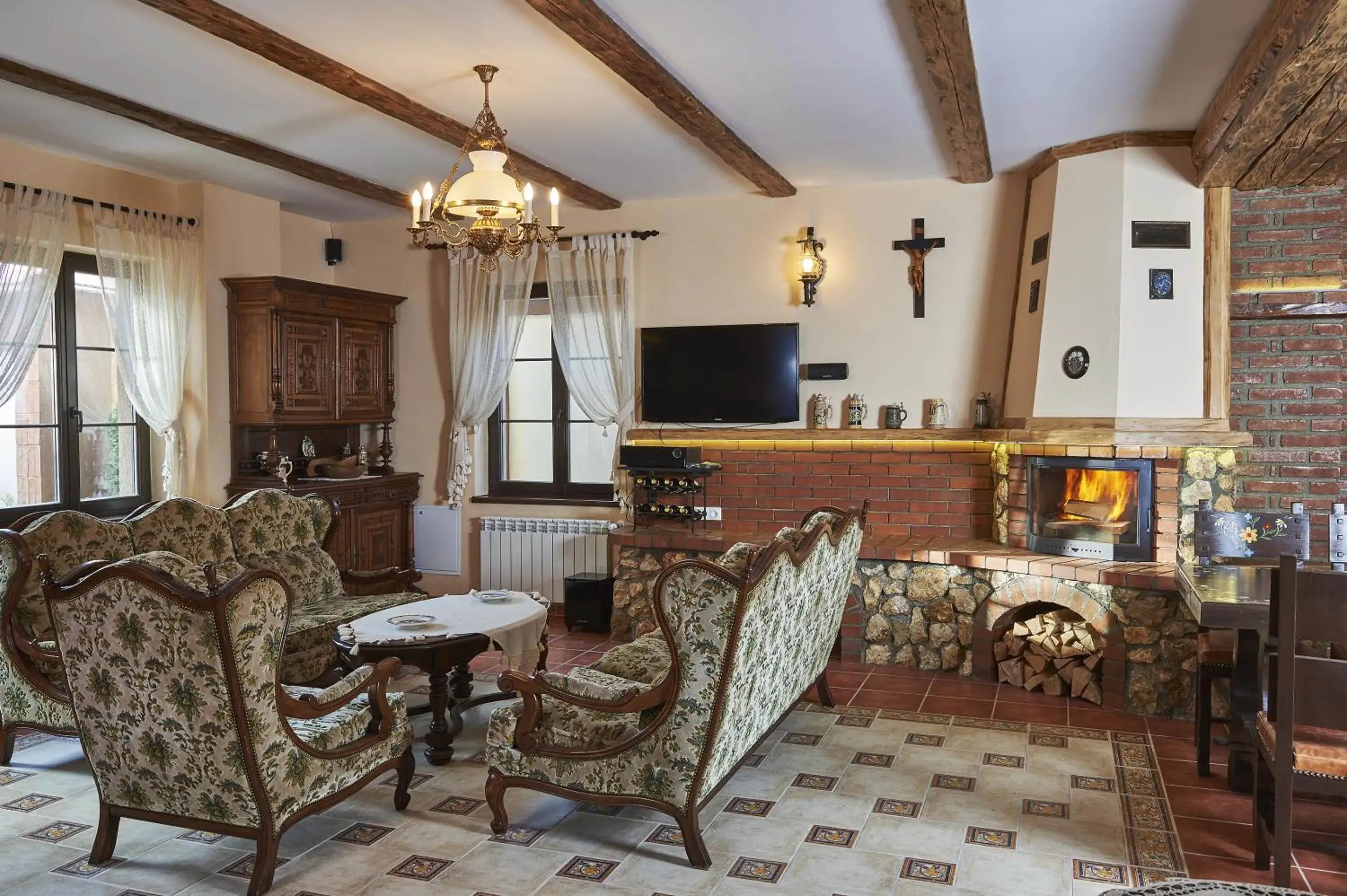 Restaurant/places to eat in Conacul Ambient Restaurant/places to eat in Conacul Ambient