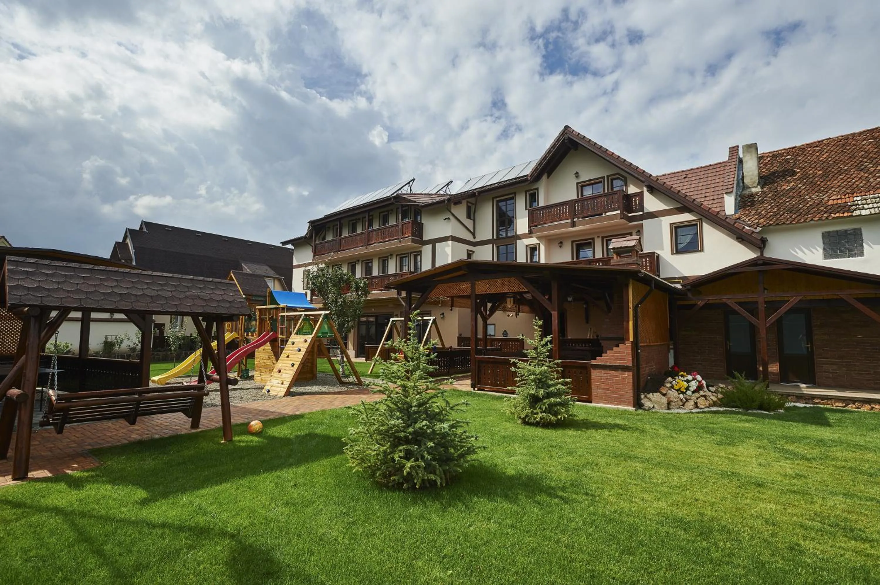 Garden in Conacul Ambient