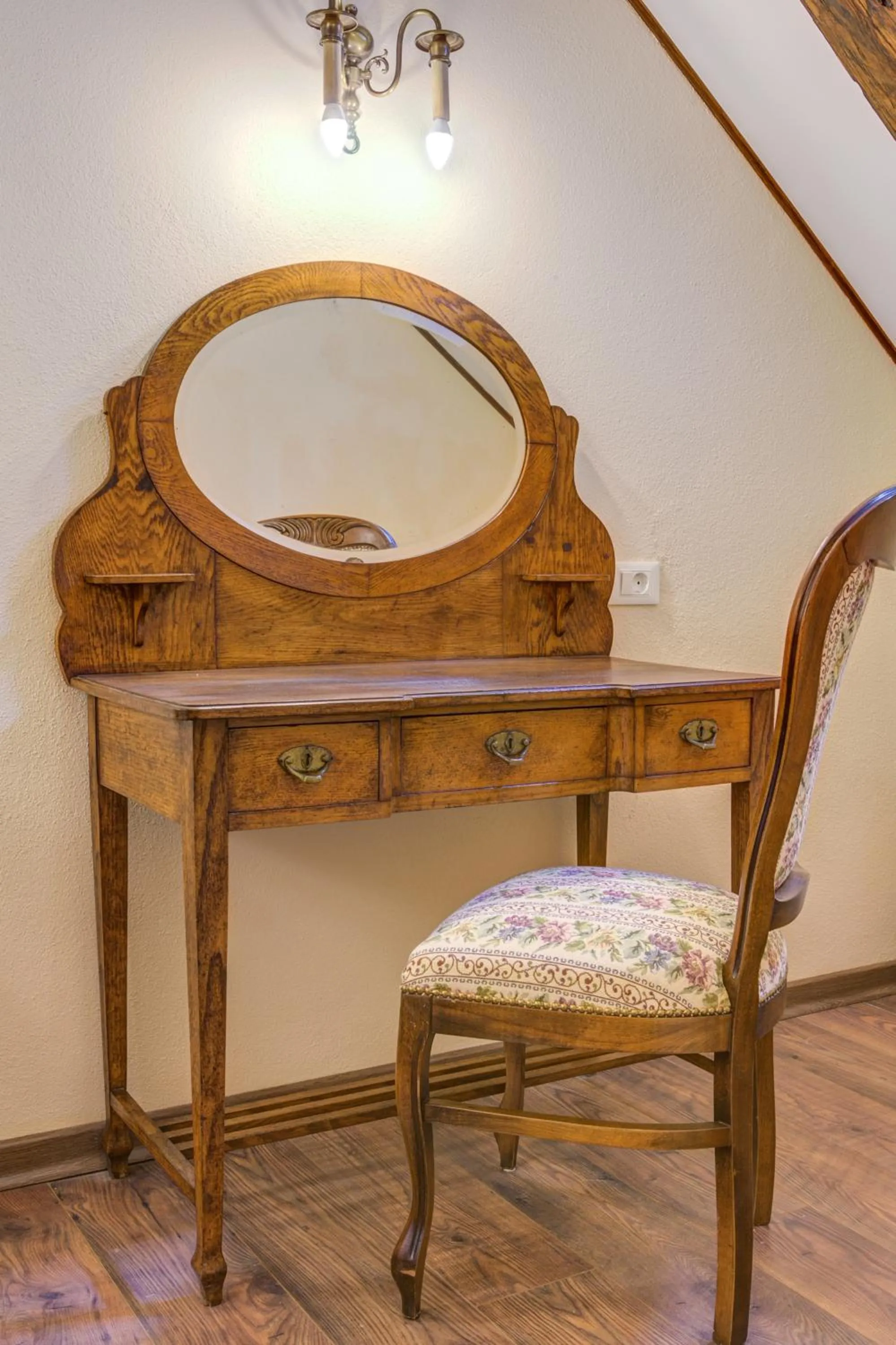 Seating area in Conacul Ambient