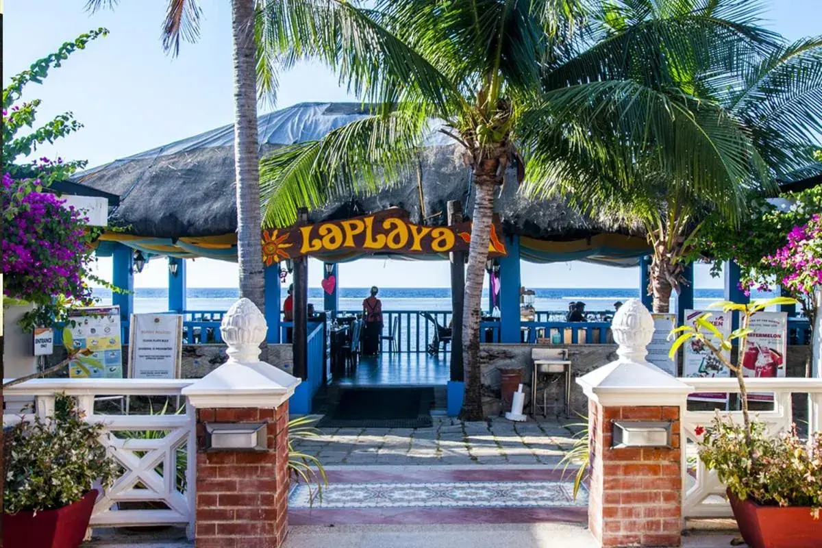 Restaurant/places to eat in Puerto Del Sol Beach Resort and Hotel Club Bolinao Pangasinan Restaurant/places to eat in Puerto Del Sol Beach Resort and Hotel Club Bolinao Pangasinan