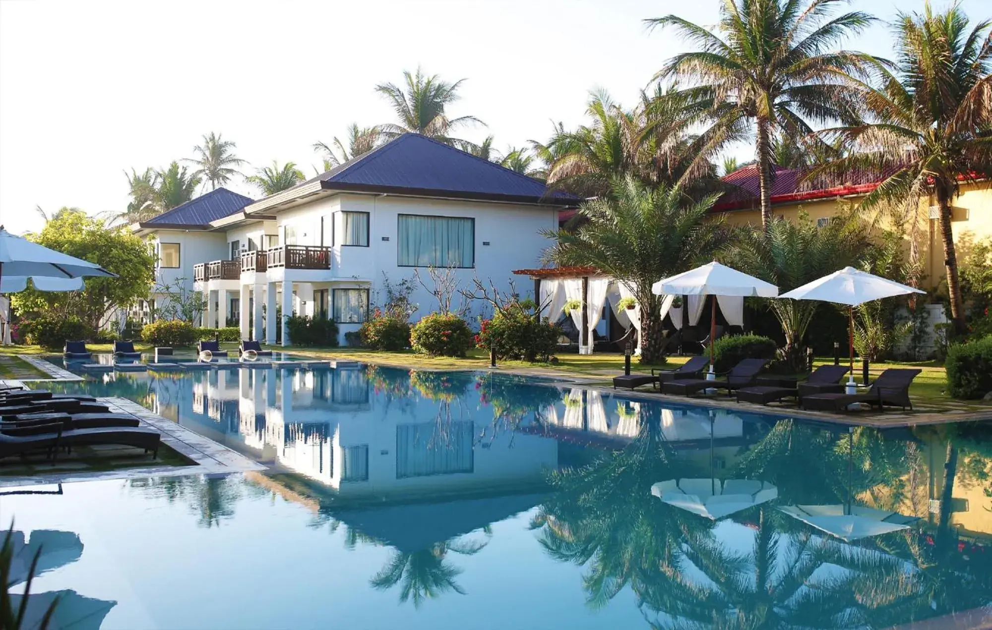 Property building in Puerto Del Sol Beach Resort and Hotel Club Bolinao Pangasinan Property building in Puerto Del Sol Beach Resort and Hotel Club Bolinao Pangasinan