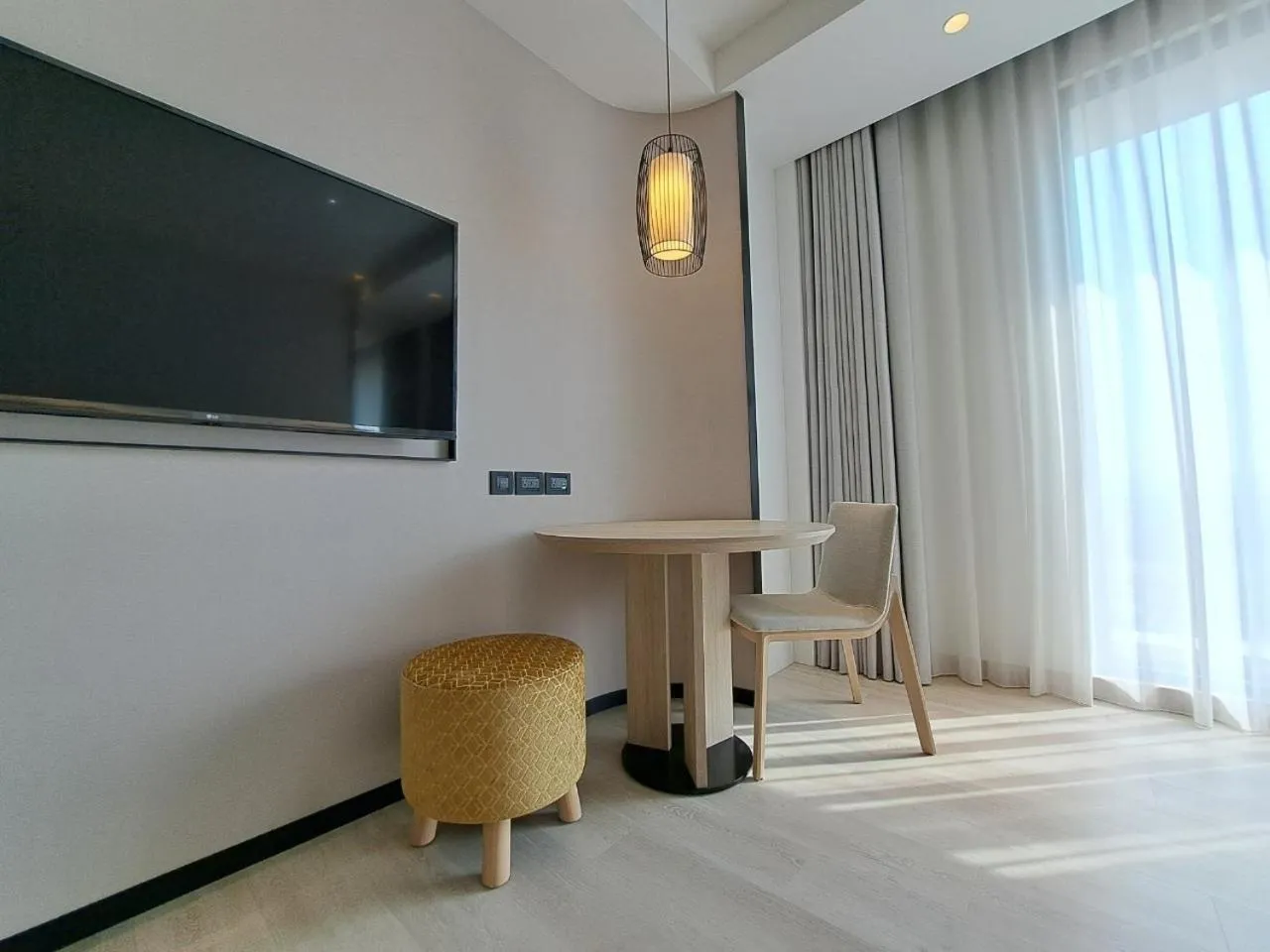 Boutech Wuri Village Hotel