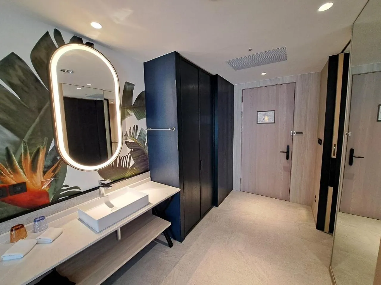 Boutech Wuri Village Hotel