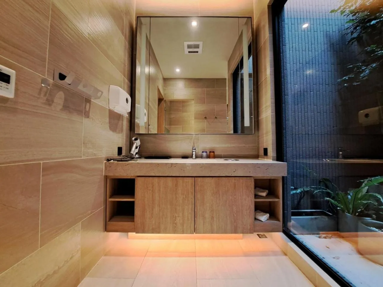 Boutech Wuri Village Hotel