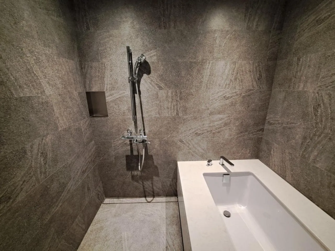 Boutech Wuri Village Hotel