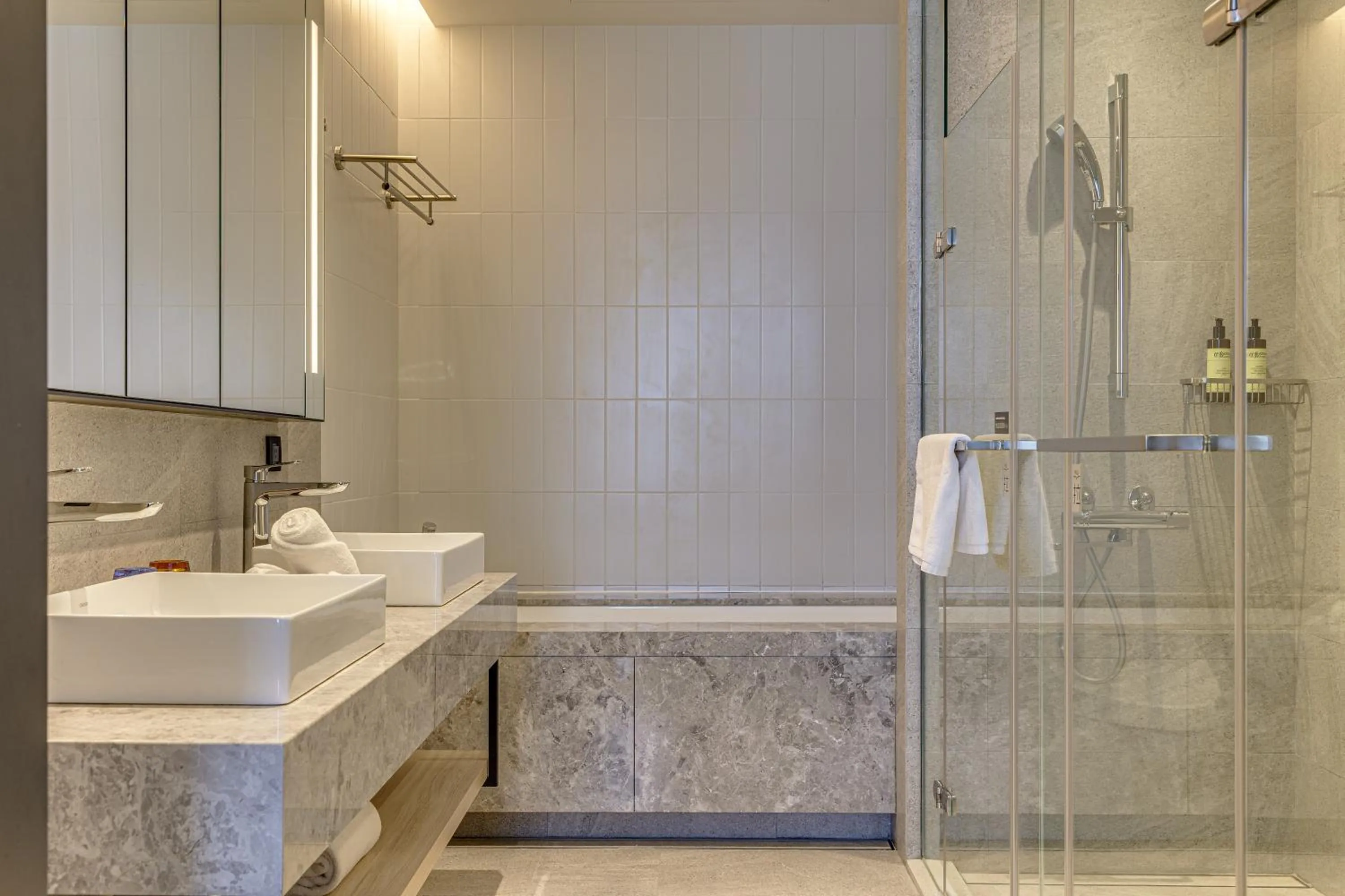 Boutech Wuri Village Hotel