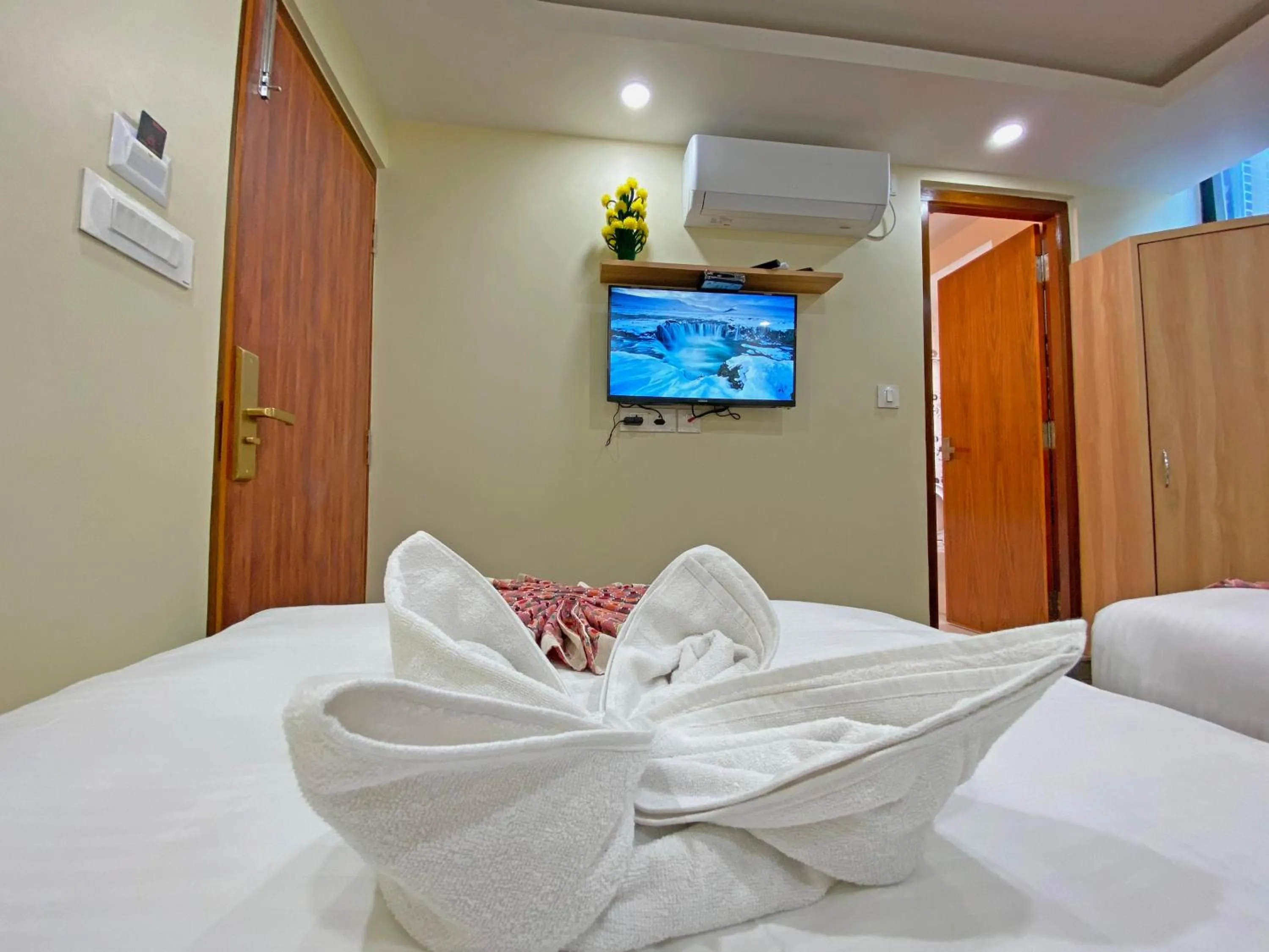 Bed in Hotel Lumbini Airport