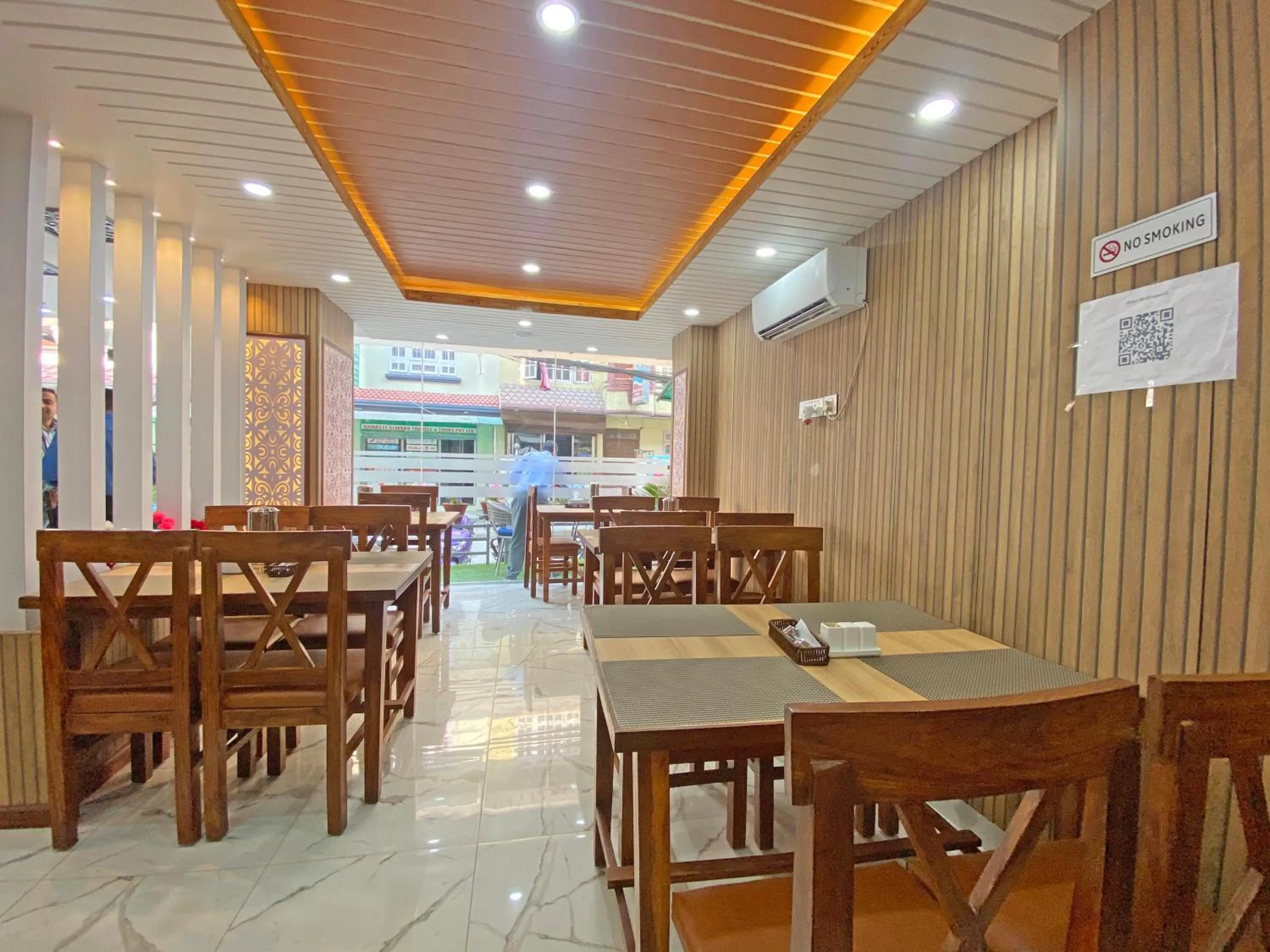 Restaurant/places to eat in Hotel Lumbini Airport
