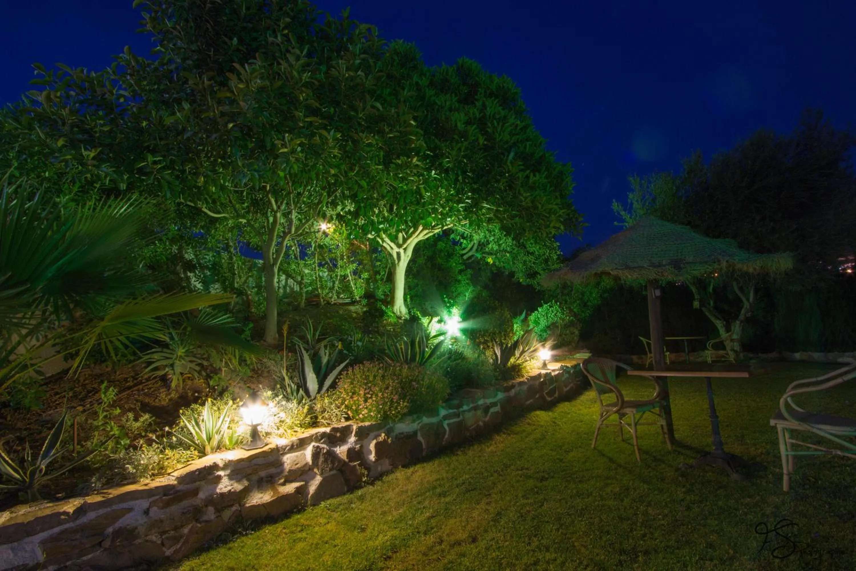 Garden in Hotel Cortijo de Salia