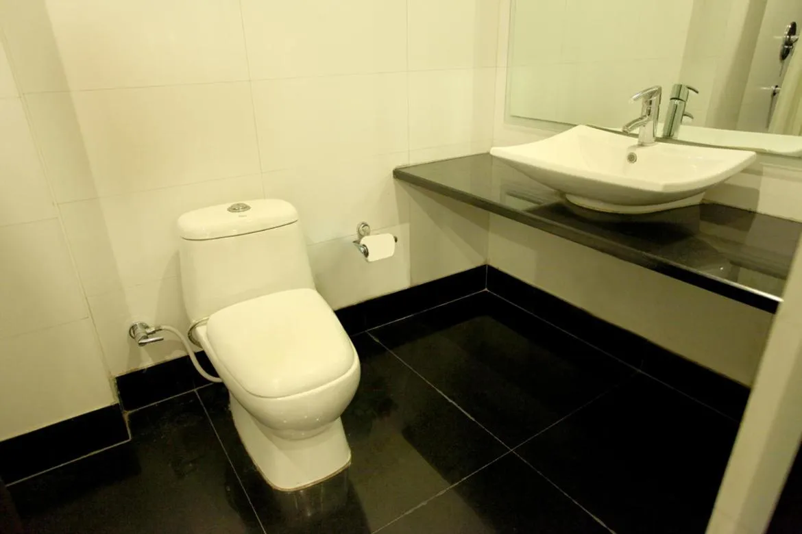 Bathroom in Saar Inn