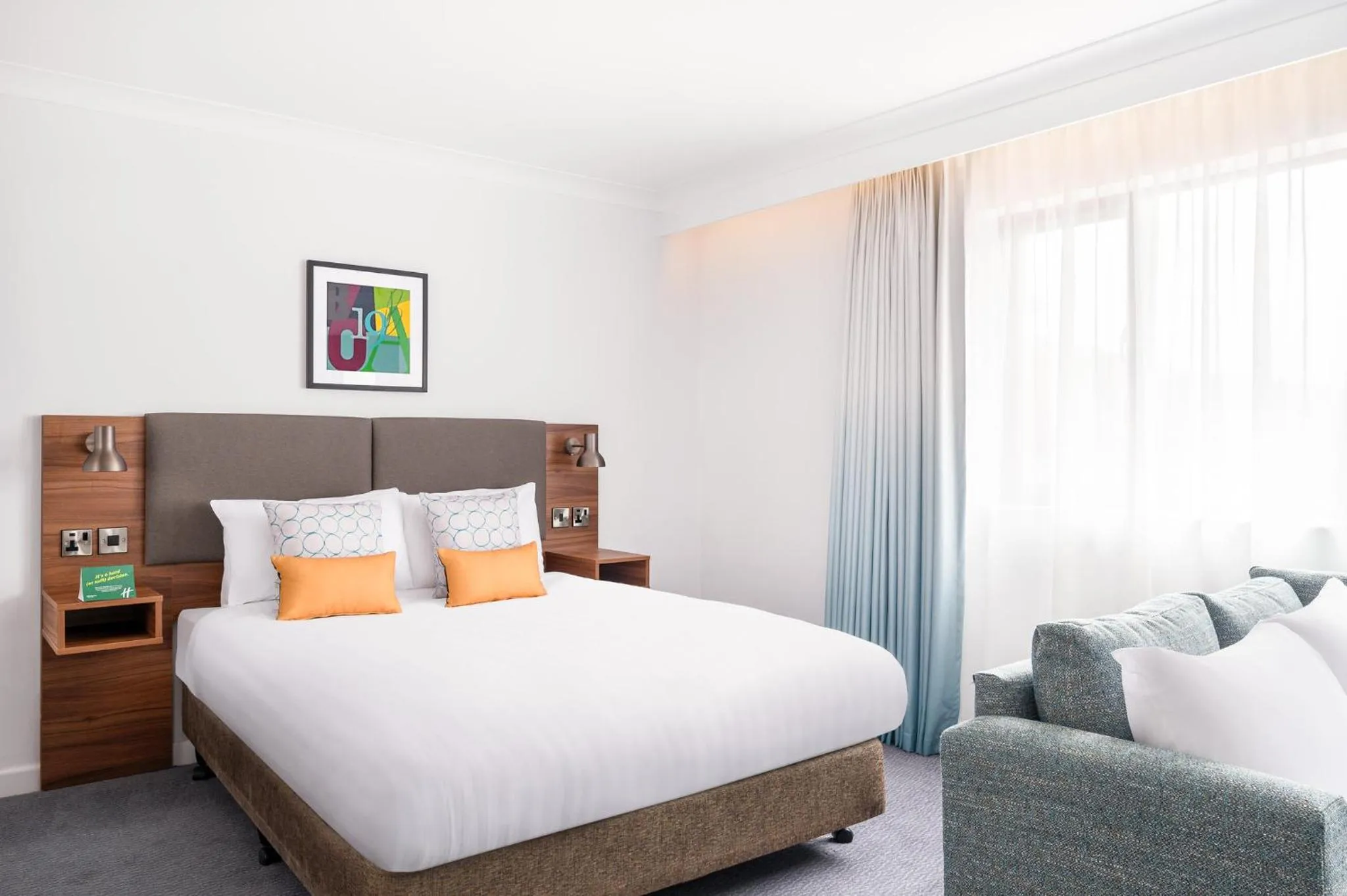 Photo of the whole room, Bed in Holiday Inn Birmingham Bromsgrove by IHG