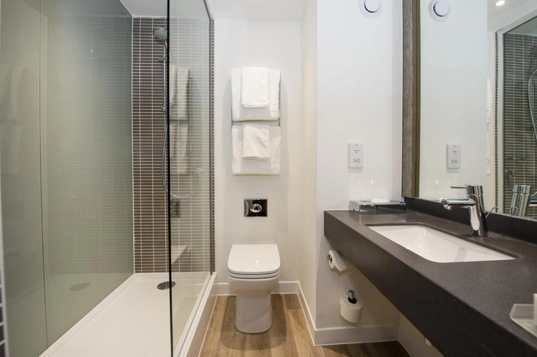 Bathroom in Holiday Inn Birmingham Bromsgrove by IHG