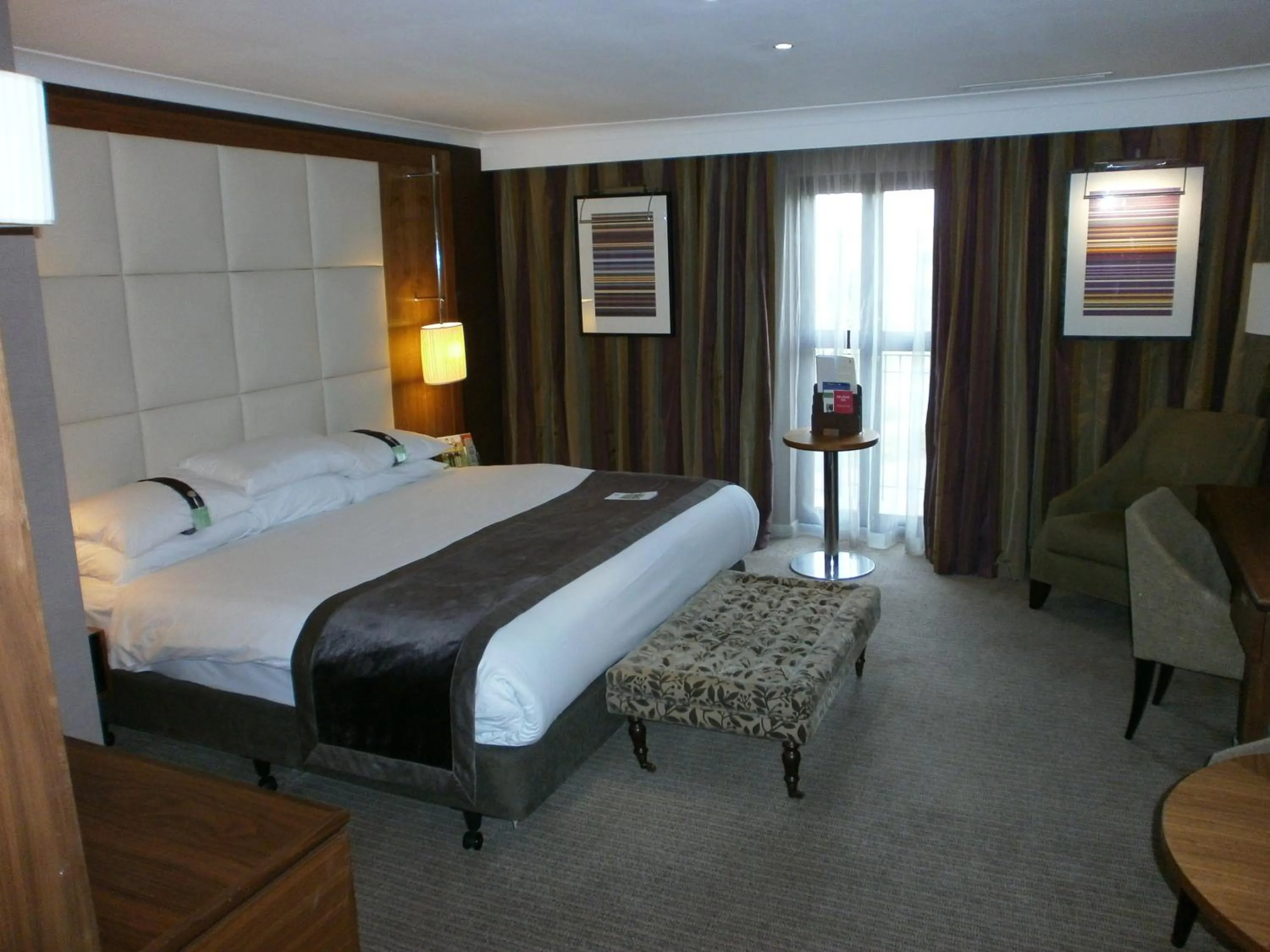 Bedroom, Bed in Holiday Inn Birmingham Bromsgrove by IHG