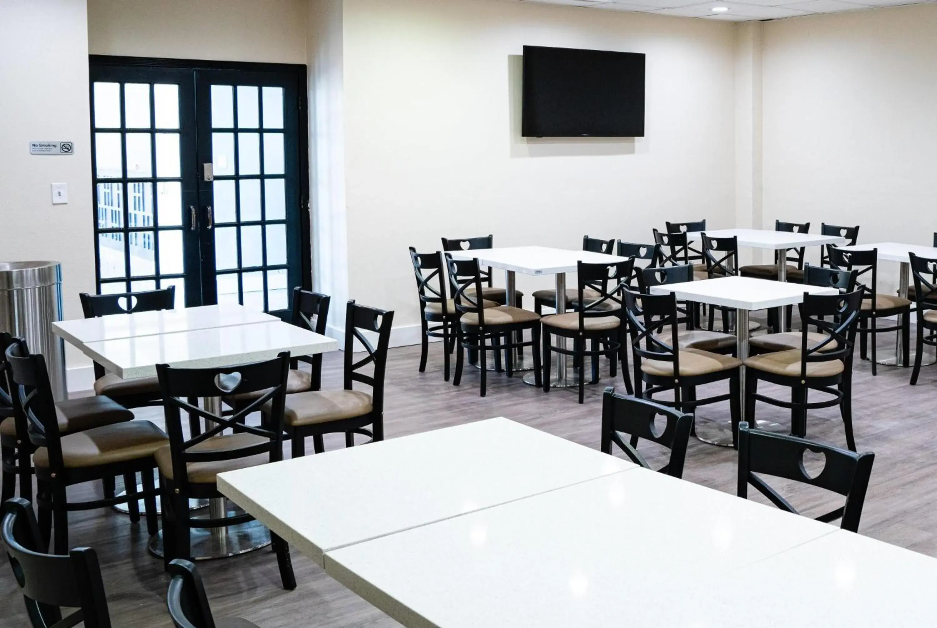 Restaurant/places to eat in Super 8 by Wyndham Corpus Christi Airport Restaurant/places to eat in Super 8 by Wyndham Corpus Christi Airport