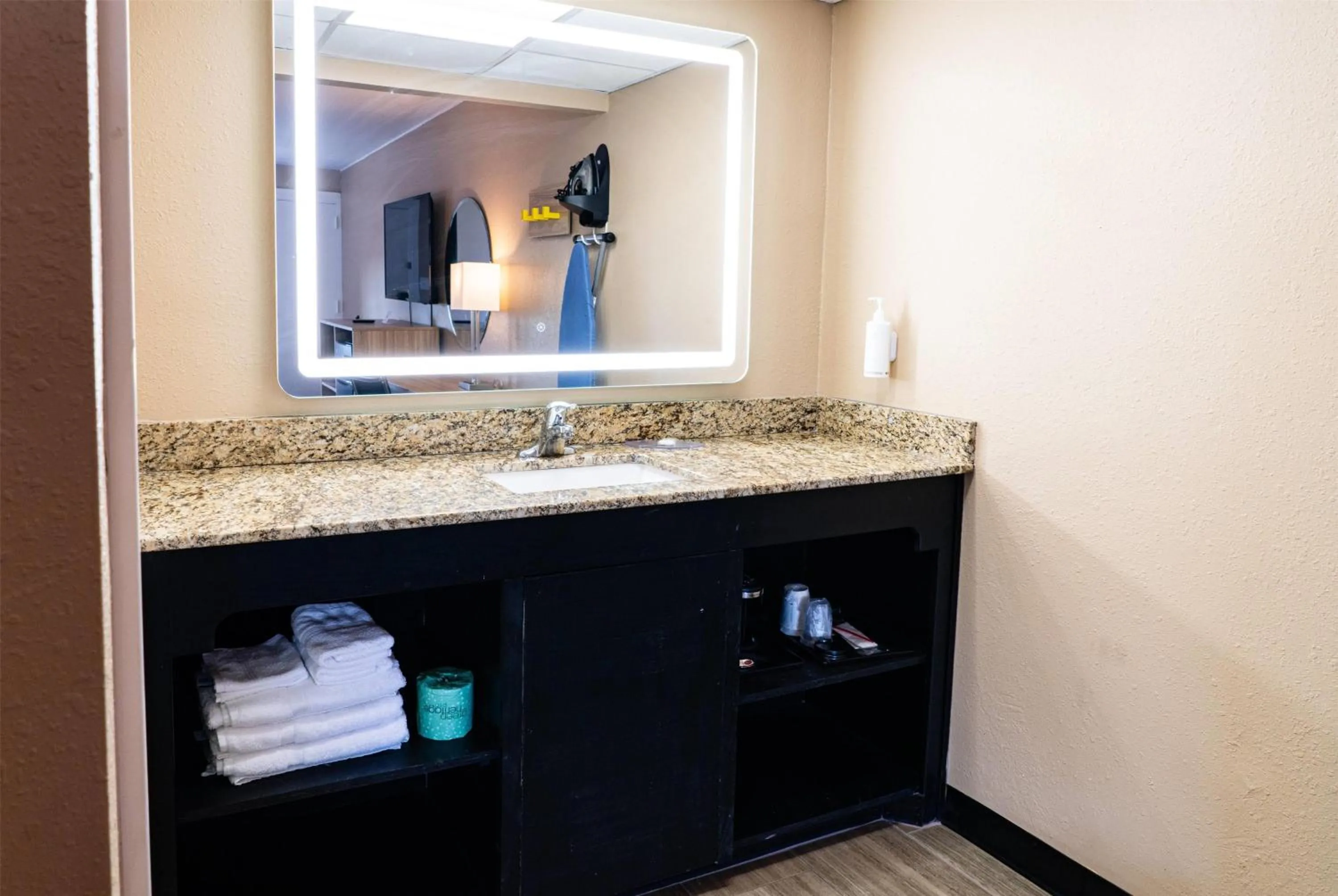 Photo of the whole room in Super 8 by Wyndham Corpus Christi Airport