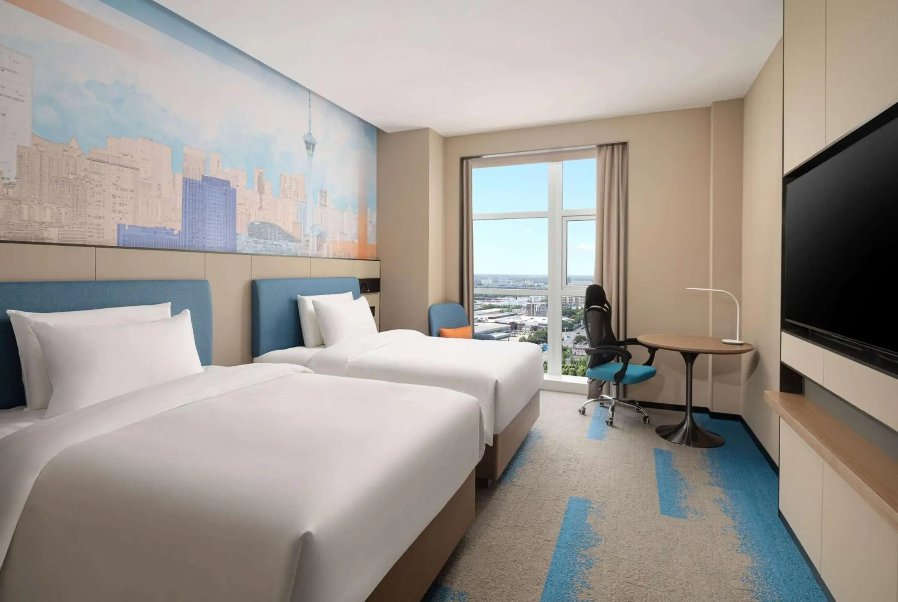 Deluxe Queen Room with Two Queen Beds - Non-Smoking in Days Hotel by Wyndham Chengdu Wenjiang Deluxe Queen Room with Two Queen Beds - Non-Smoking in Days Hotel by Wyndham Chengdu Wenjiang