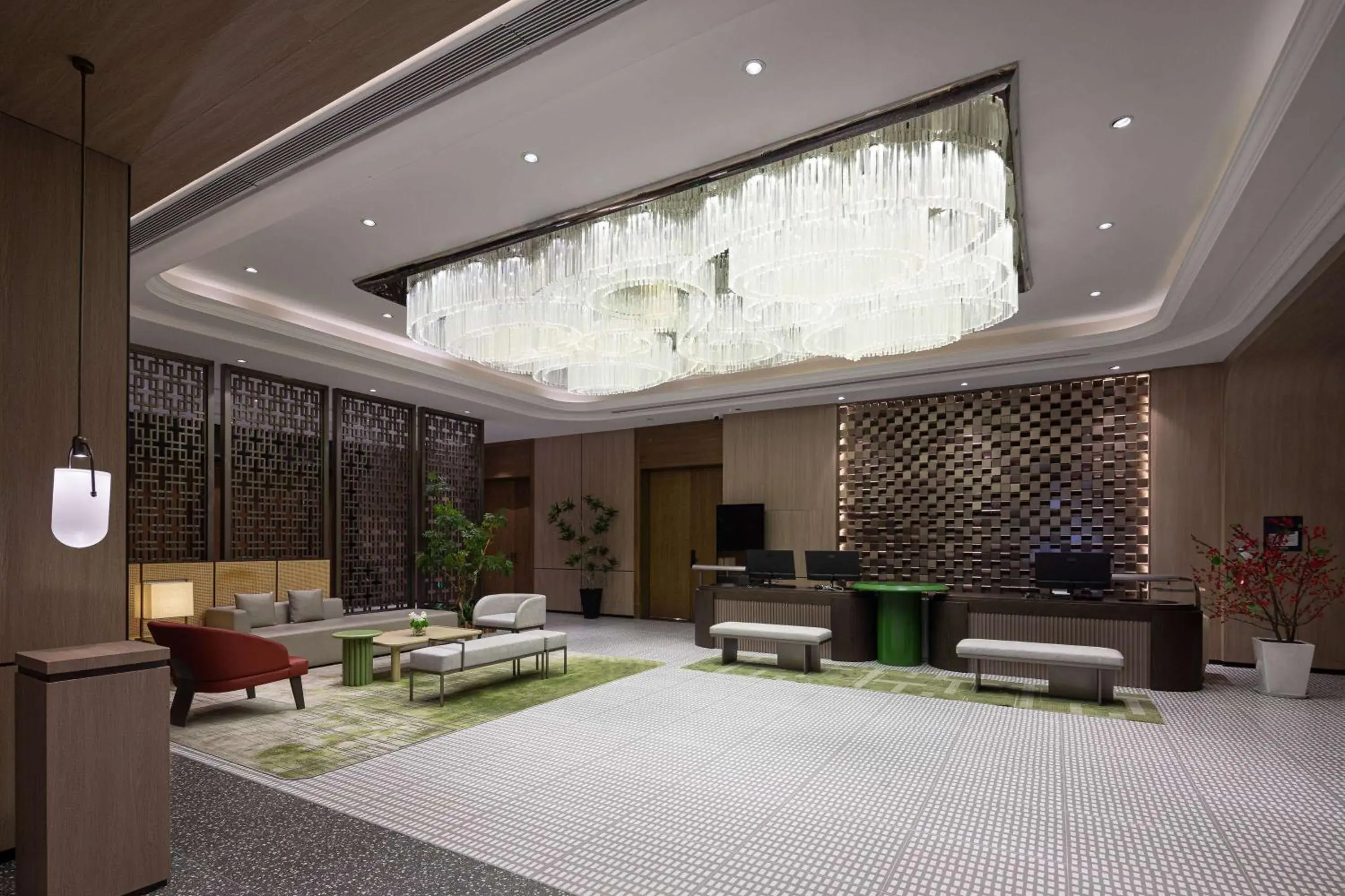 Lobby or reception in Ramada by Wyndham Wuhan Wangjiawan Lobby or reception in Ramada by Wyndham Wuhan Wangjiawan