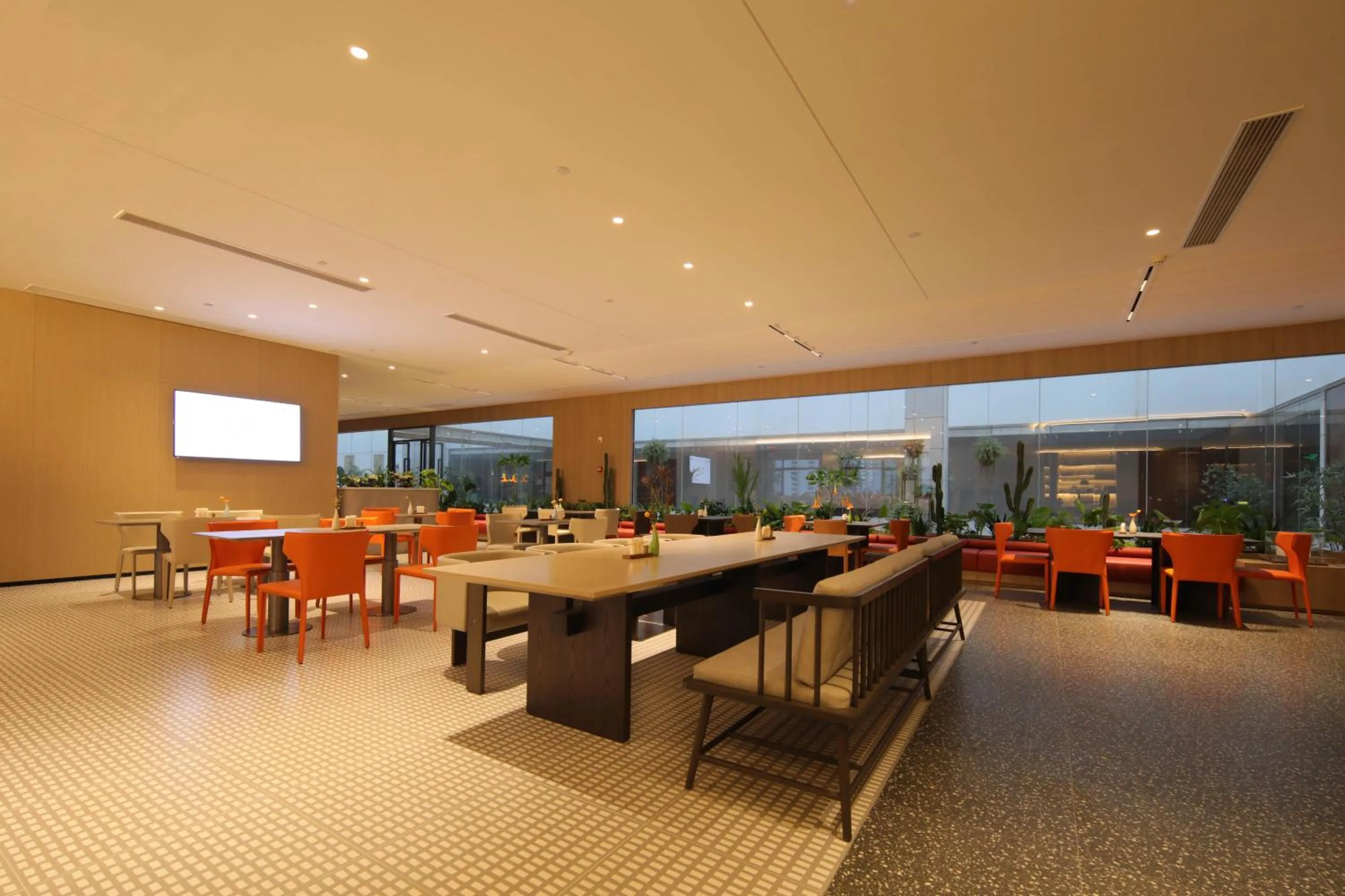 Restaurant/places to eat in Ramada by Wyndham Wuhan Wangjiawan