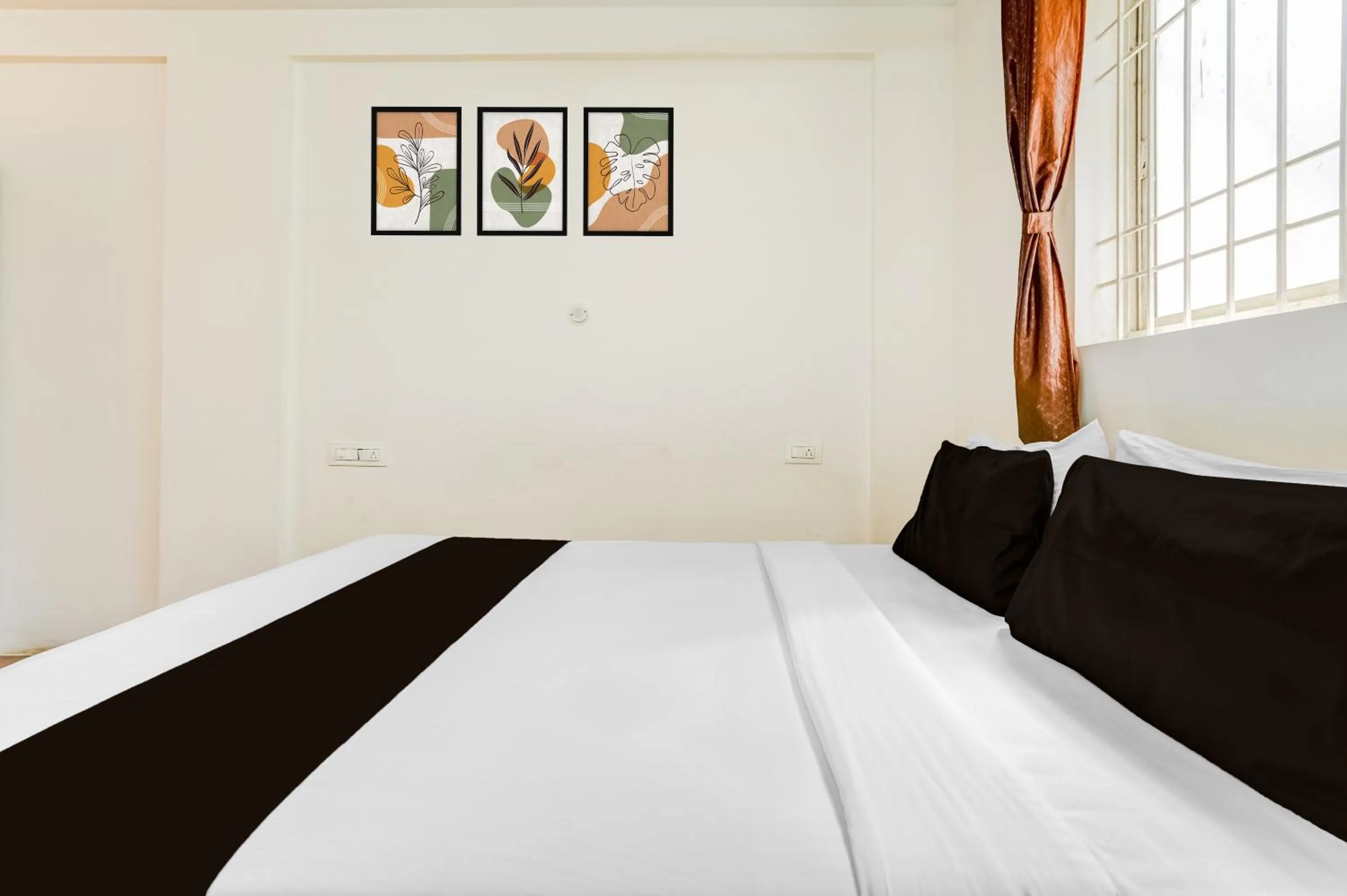 Bedroom, Bed in Super Collection O Bannergatta Road Near Decathlon