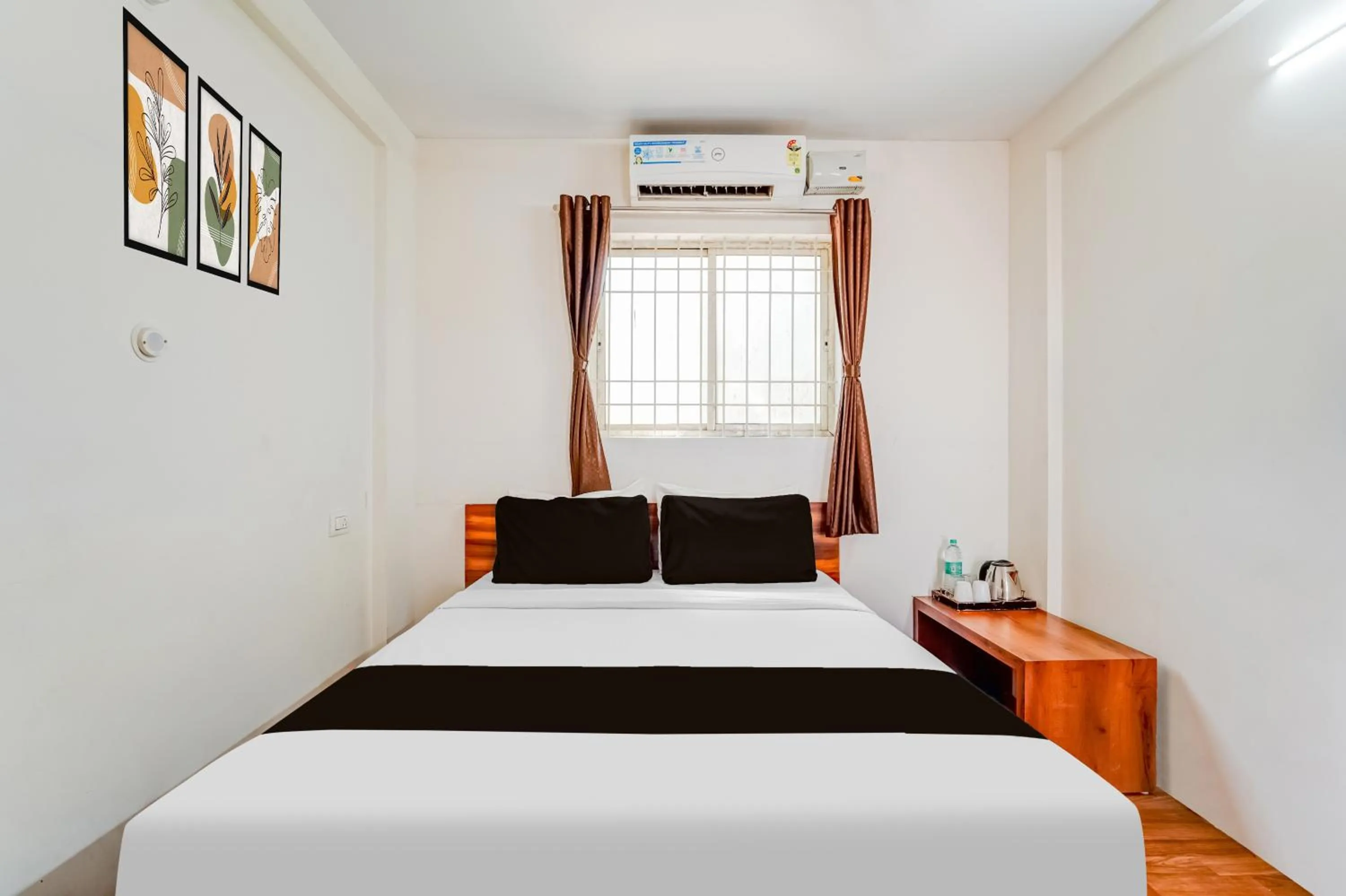 Bedroom, Bed in Super Collection O Bannergatta Road Near Decathlon