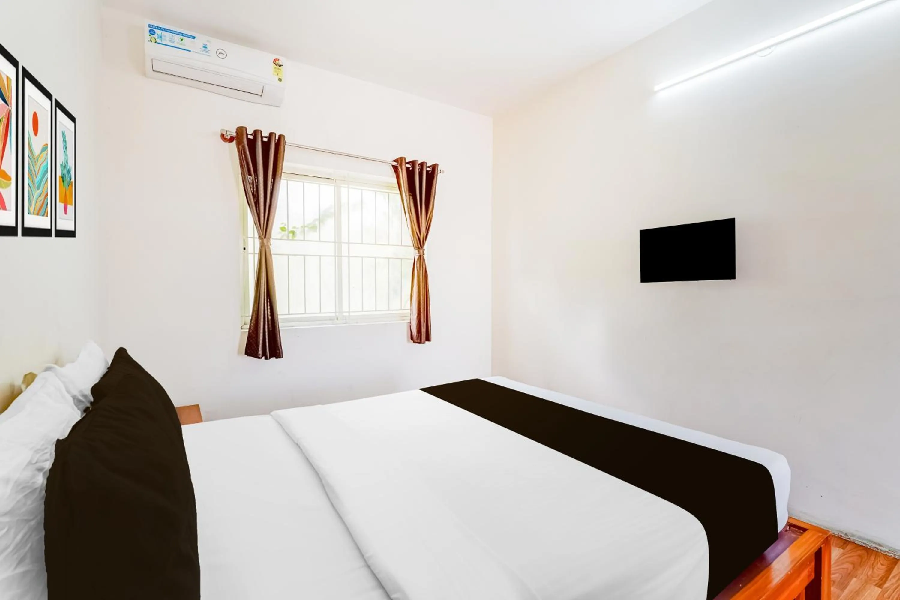 Bedroom, Bed in Super Collection O Bannergatta Road Near Decathlon