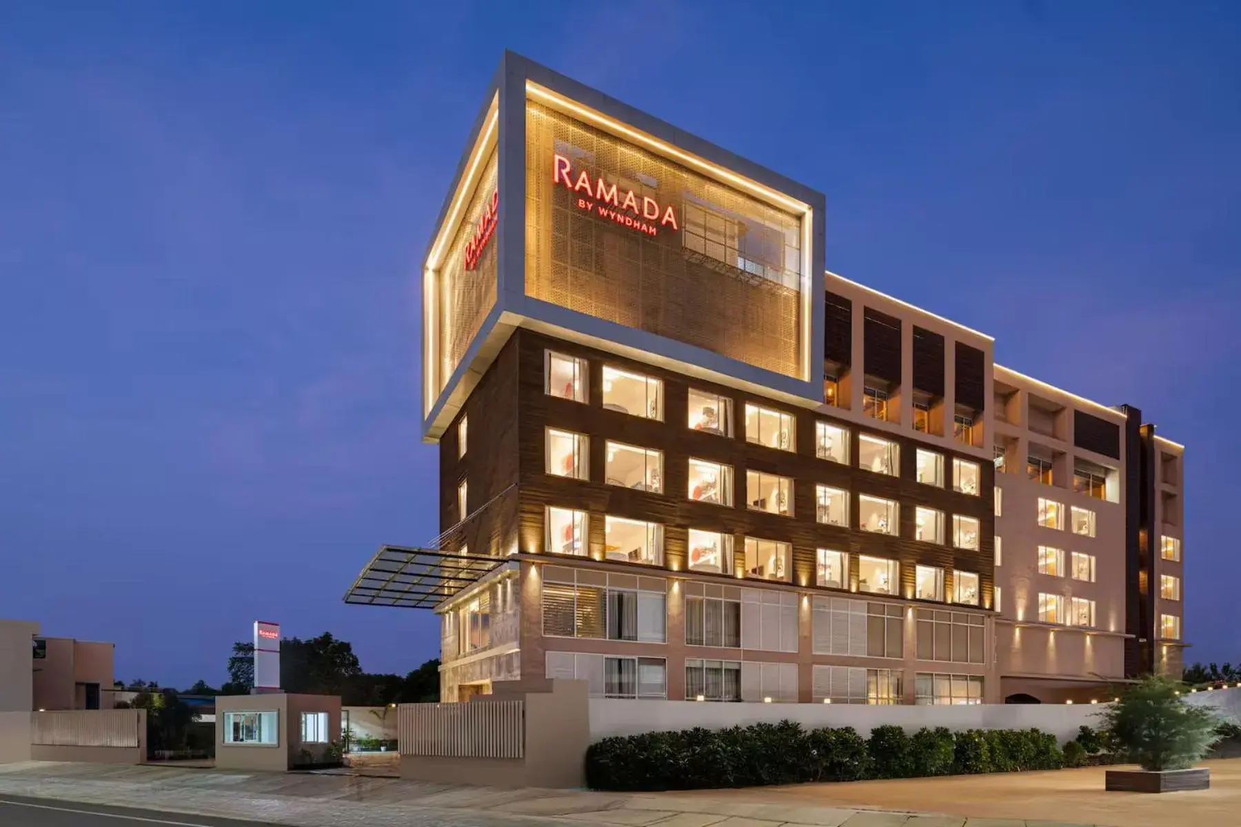 Property building in Ramada by Wyndham Gorakhpur Gorakhnath Mandir Road Property building in Ramada by Wyndham Gorakhpur Gorakhnath Mandir Road