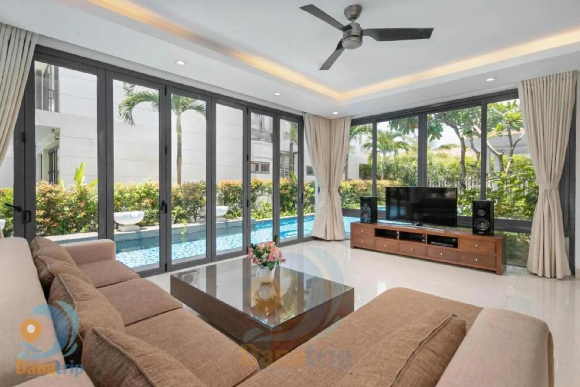 Patio in Ocean Beach Resort Da Nang