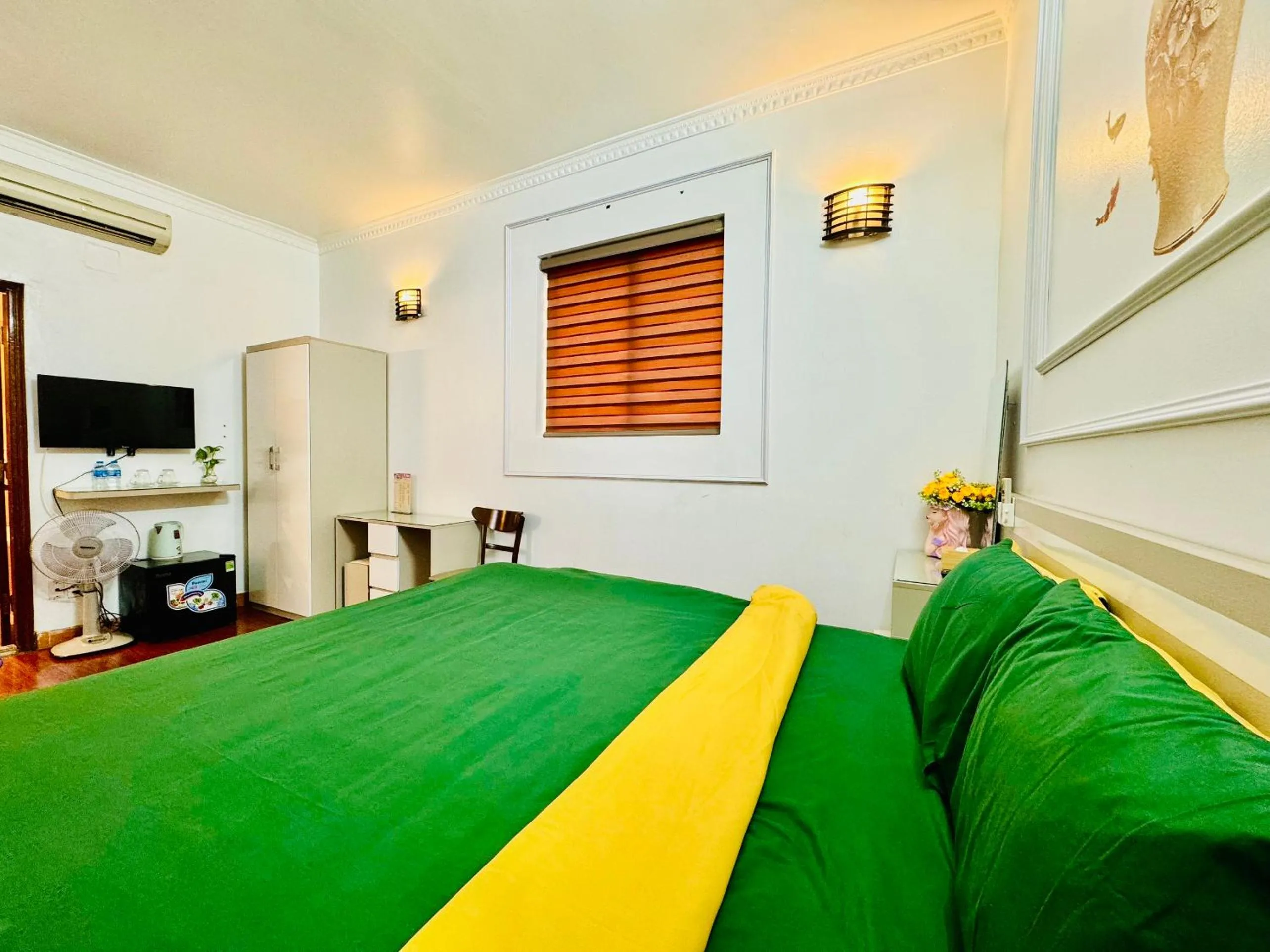 Standard Double Room in IL Divo Hotel 8 Hàng Đào & Travel & Spa - Hanoi Old Quarter