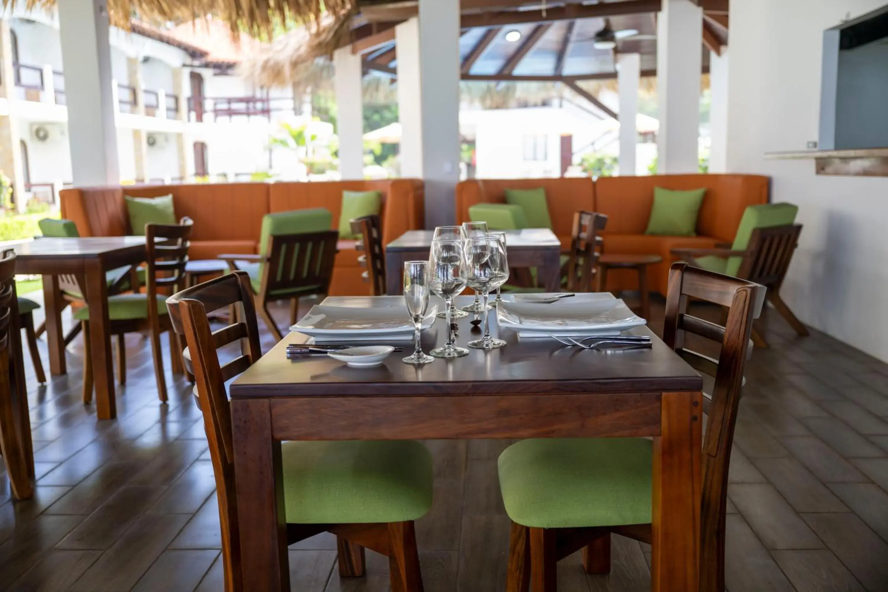 Restaurant/places to eat in Fuego del Sol Beachfront Hotel Restaurant/places to eat in Fuego del Sol Beachfront Hotel