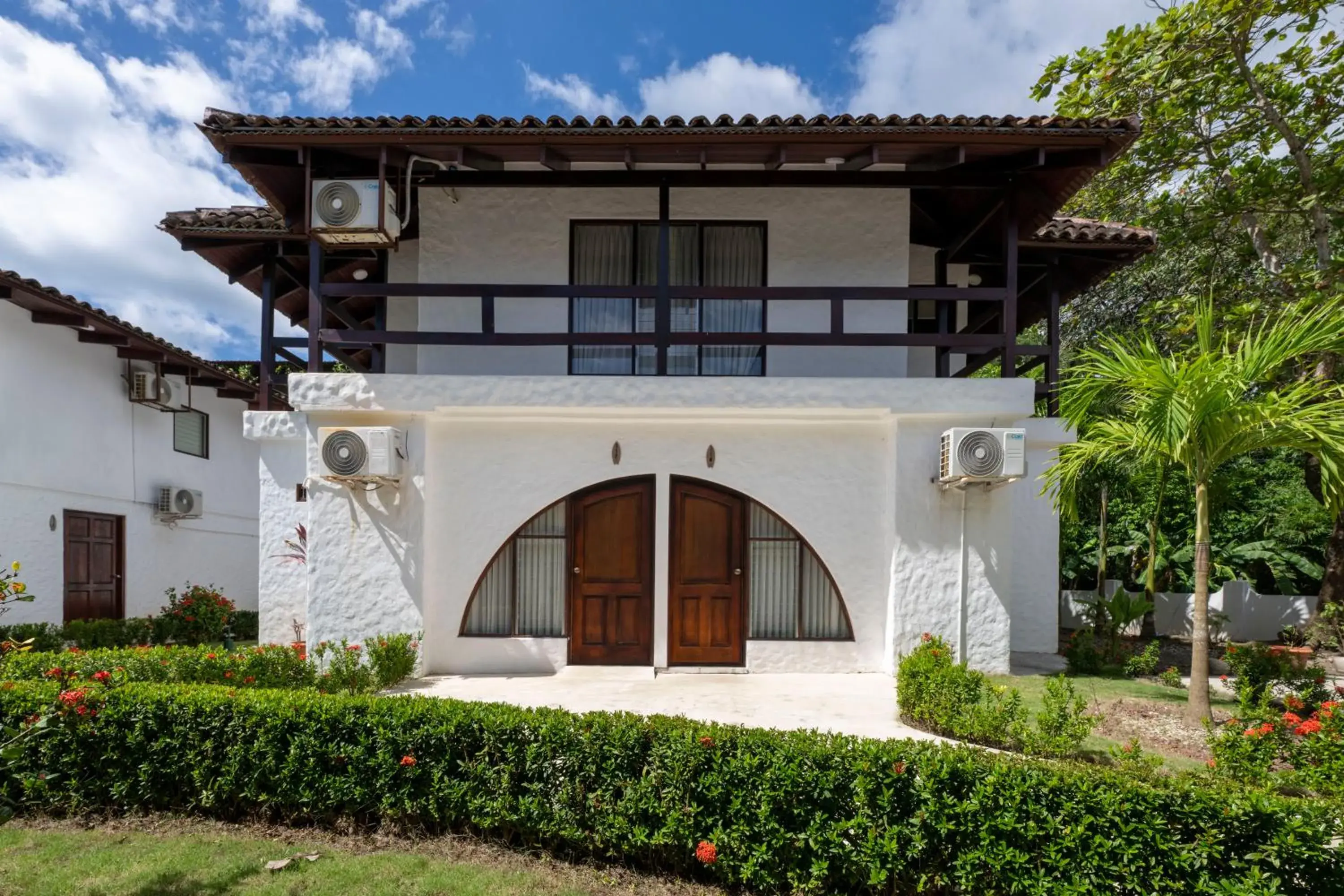 Property building in Fuego del Sol Beachfront Hotel Property building in Fuego del Sol Beachfront Hotel
