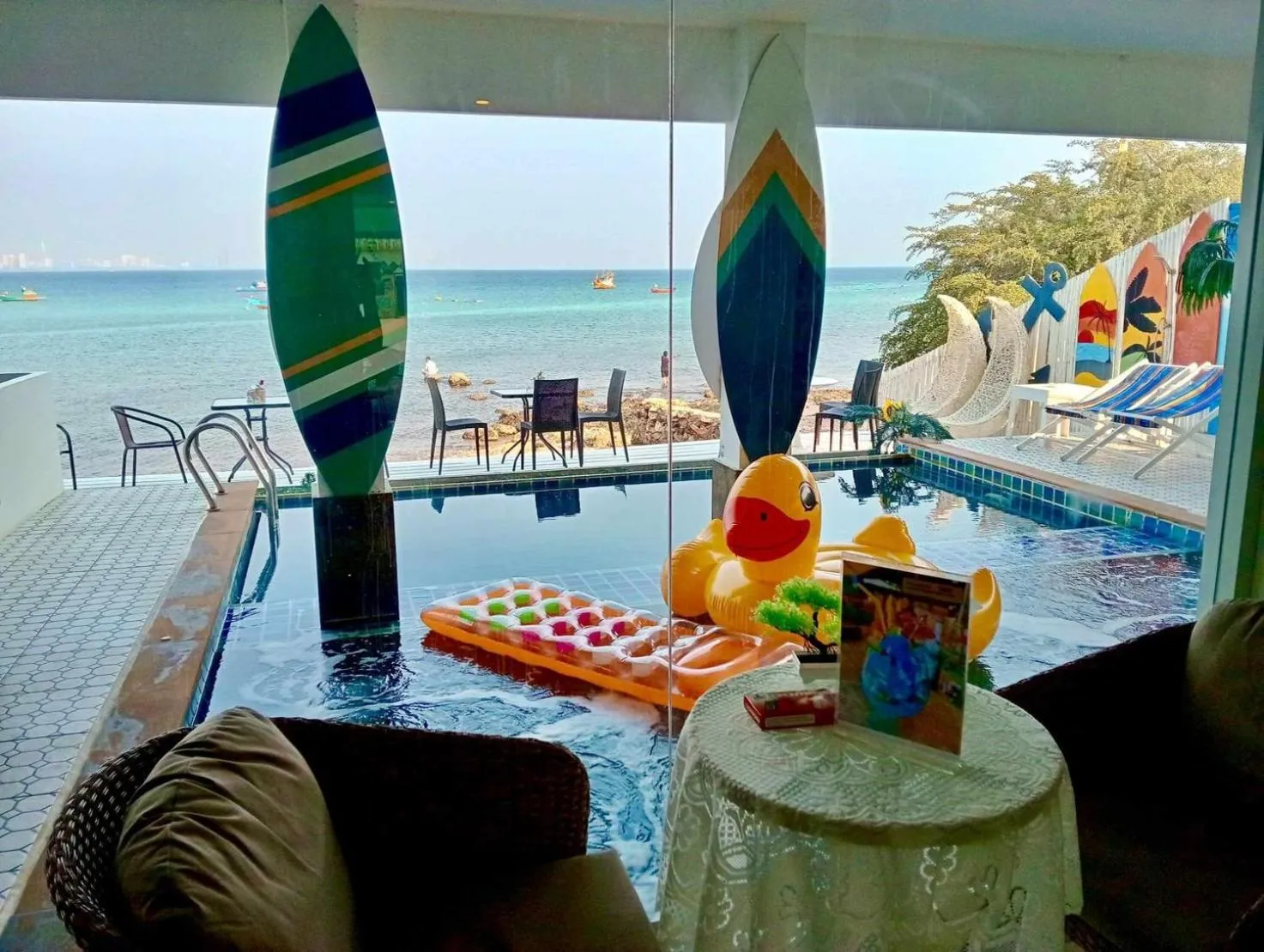 Swimming pool in Baan Sailboat Beach Kohlarn