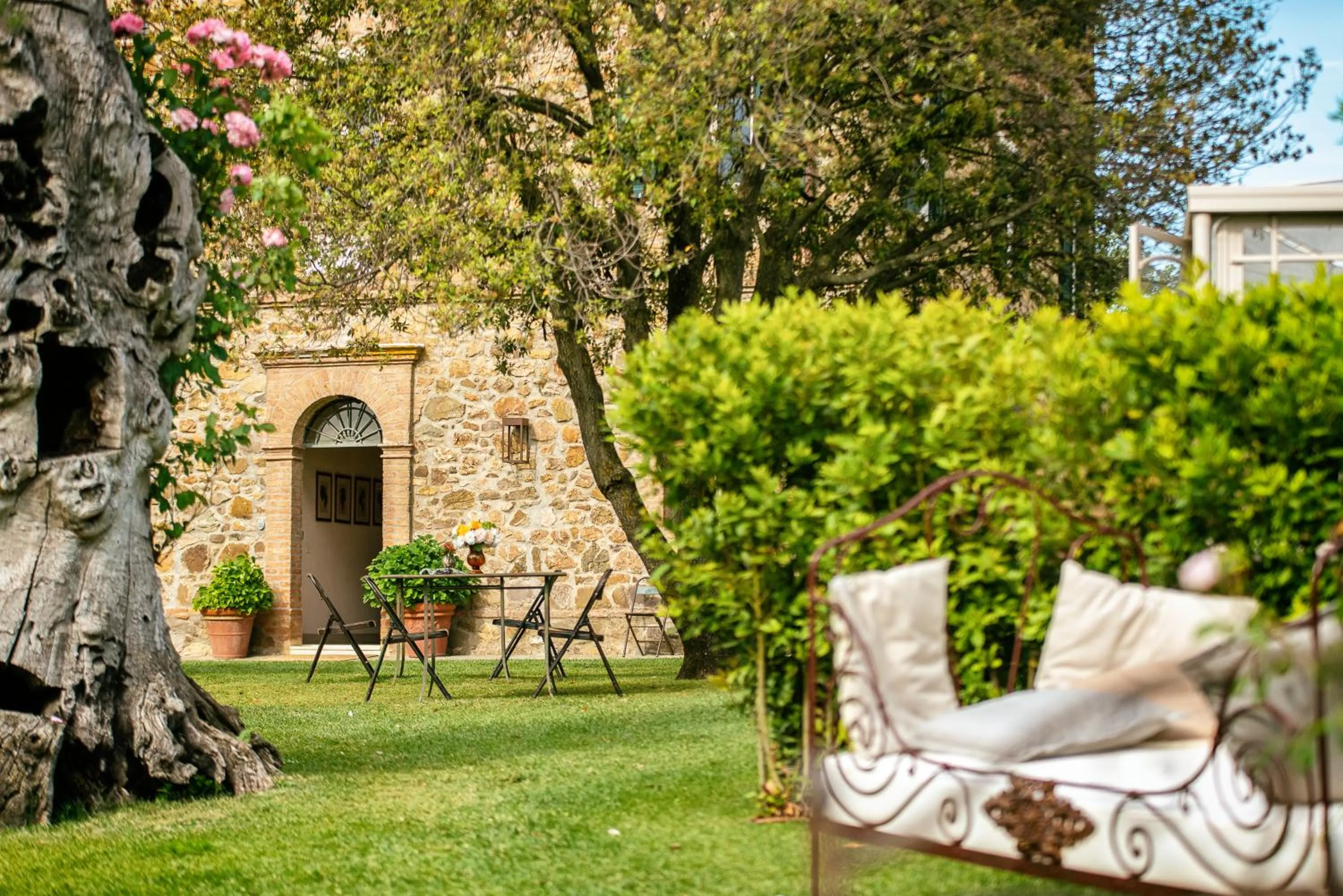 Garden in Villa Le Prata - Residenza del Vescovo - Cantina & Relais