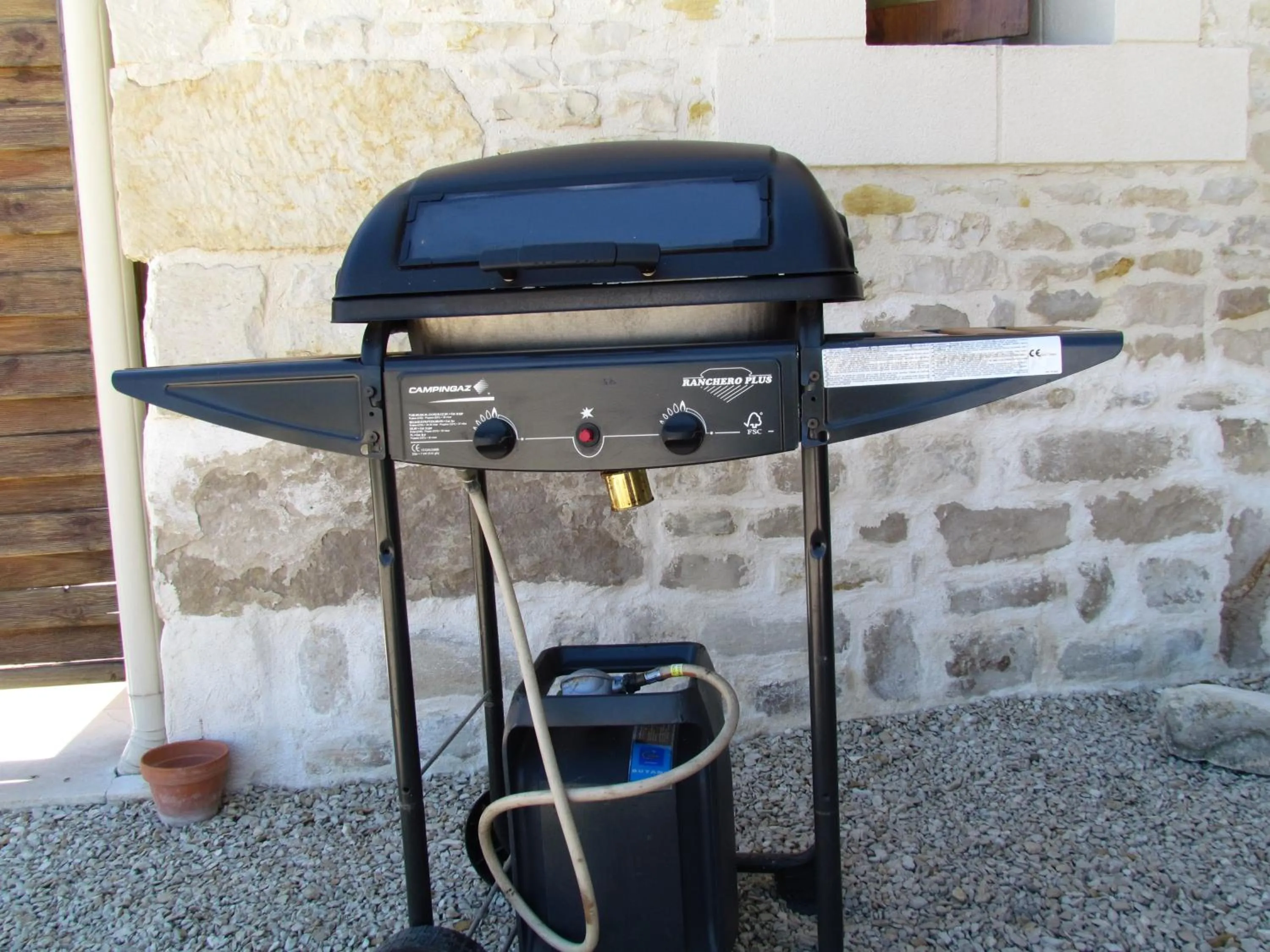 BBQ facilities in Appartement La Rochelle
