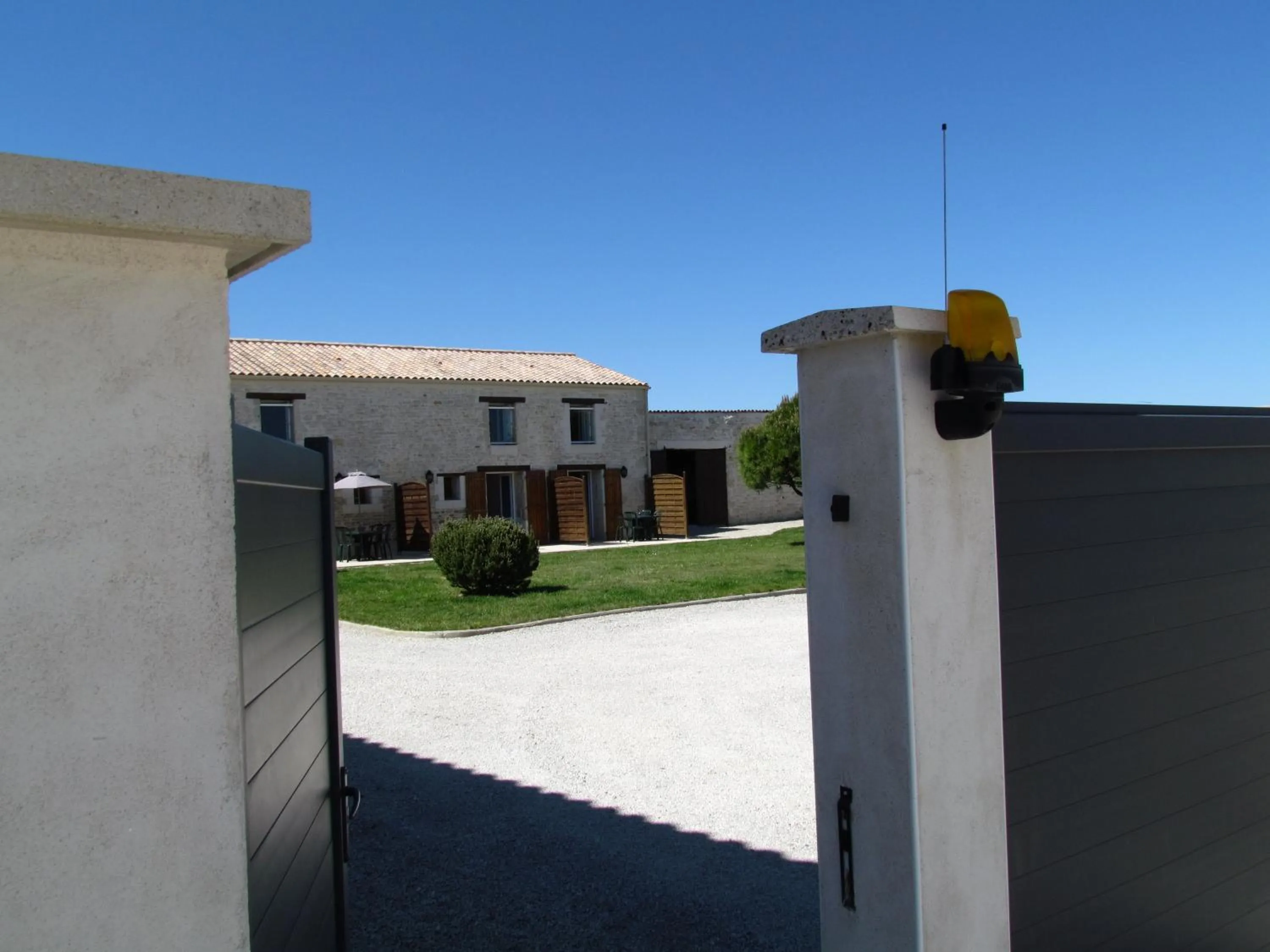 Property building in Appartement La Rochelle