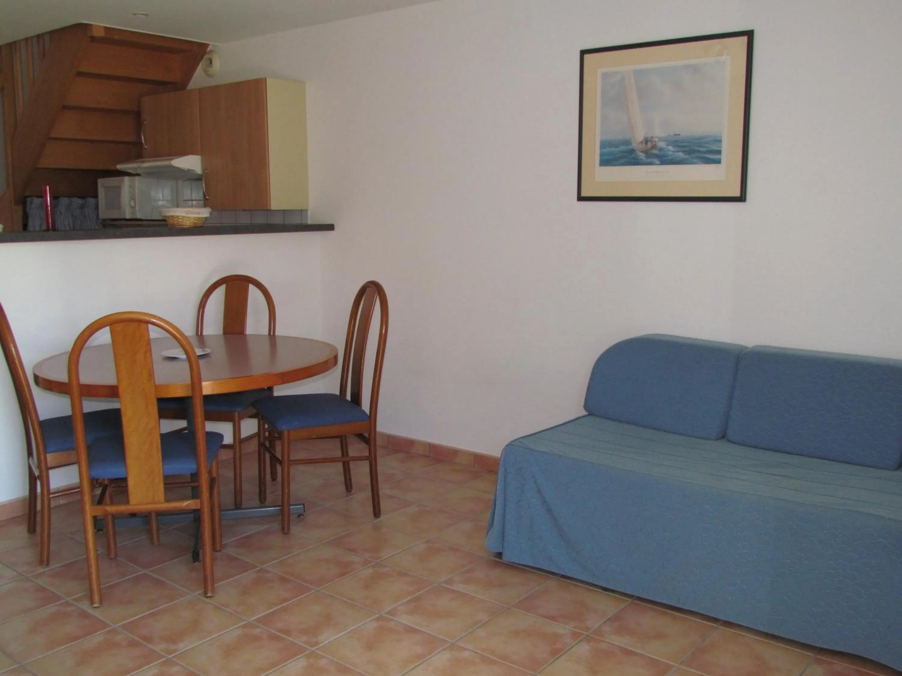 Seating area in Appartement La Rochelle