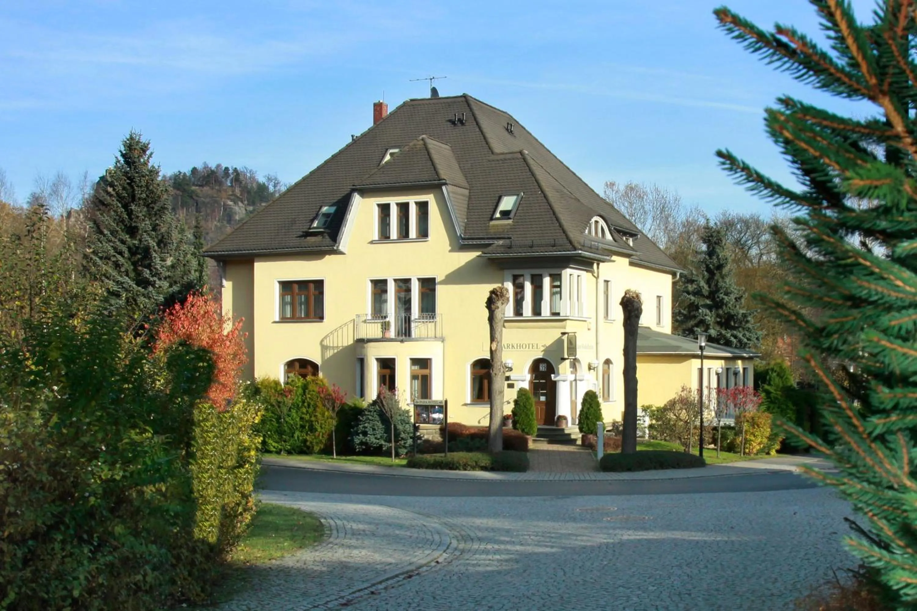 Facade/entrance in Parkhotel Oybin