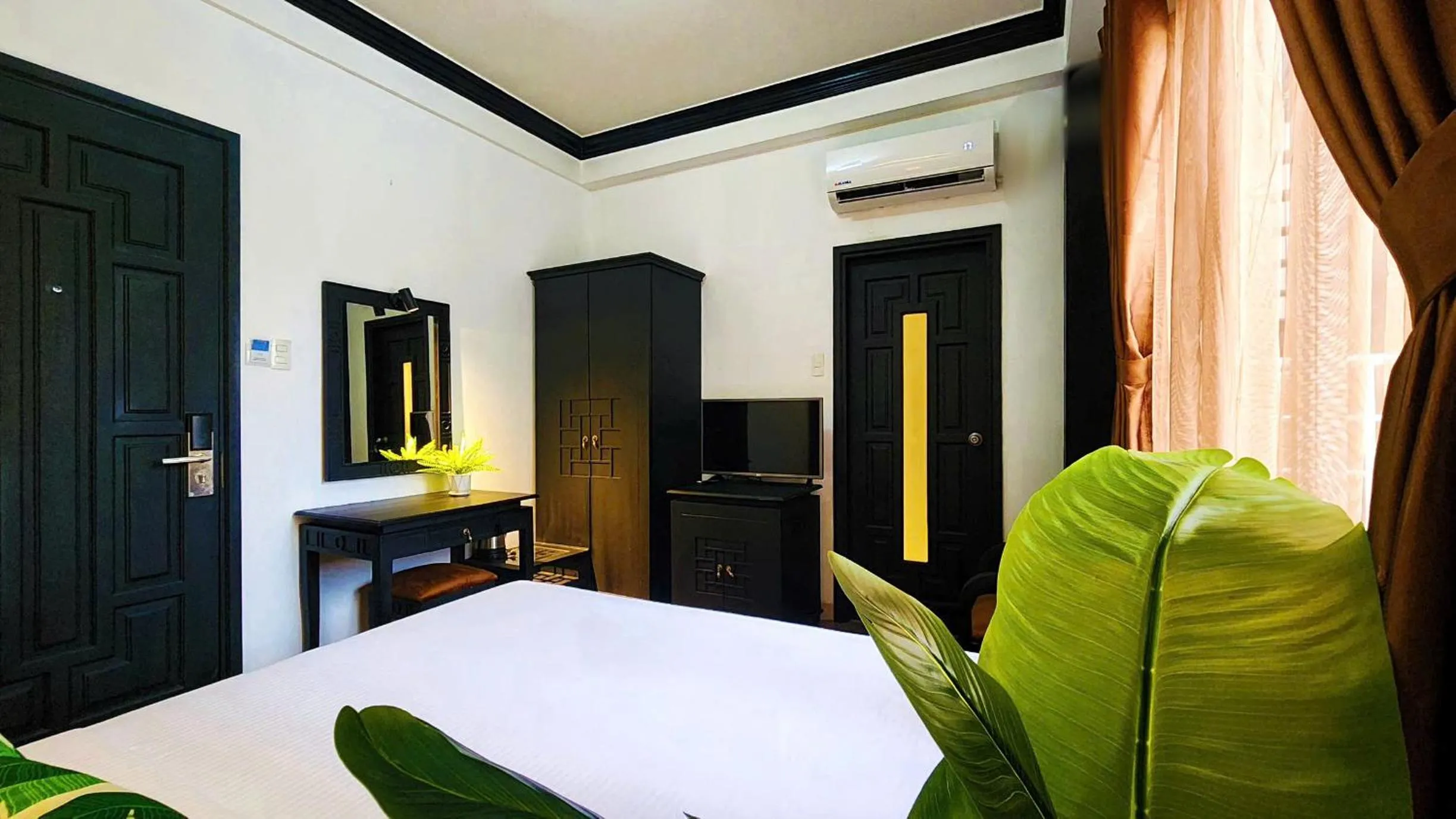 Bedroom, Bed in Rosa May Hotel