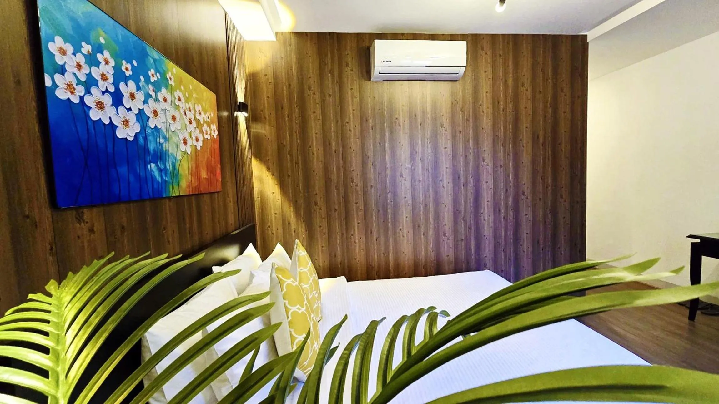 Bed in Rosa May Hotel