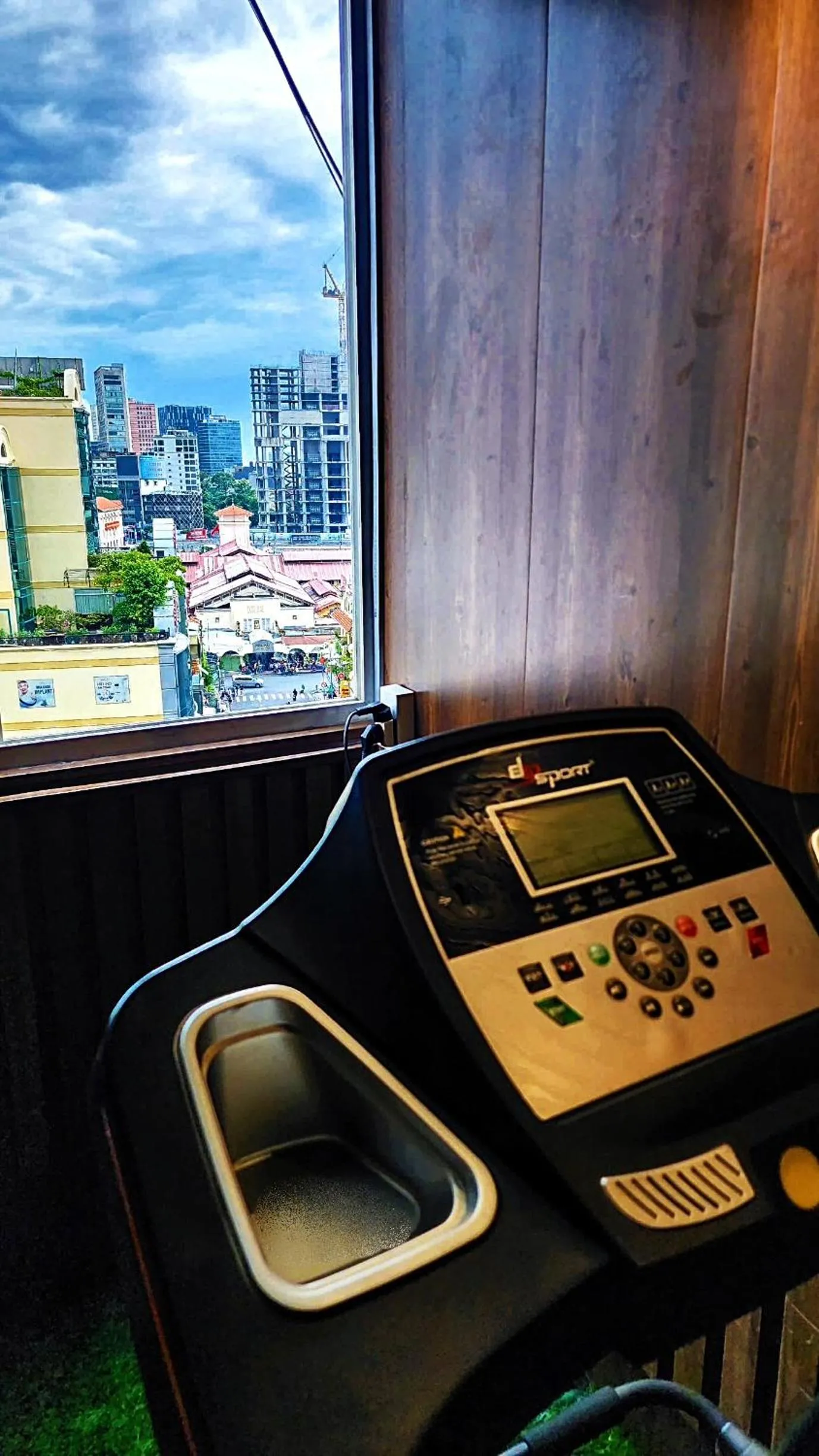 Fitness centre/facilities in Rosa May Hotel