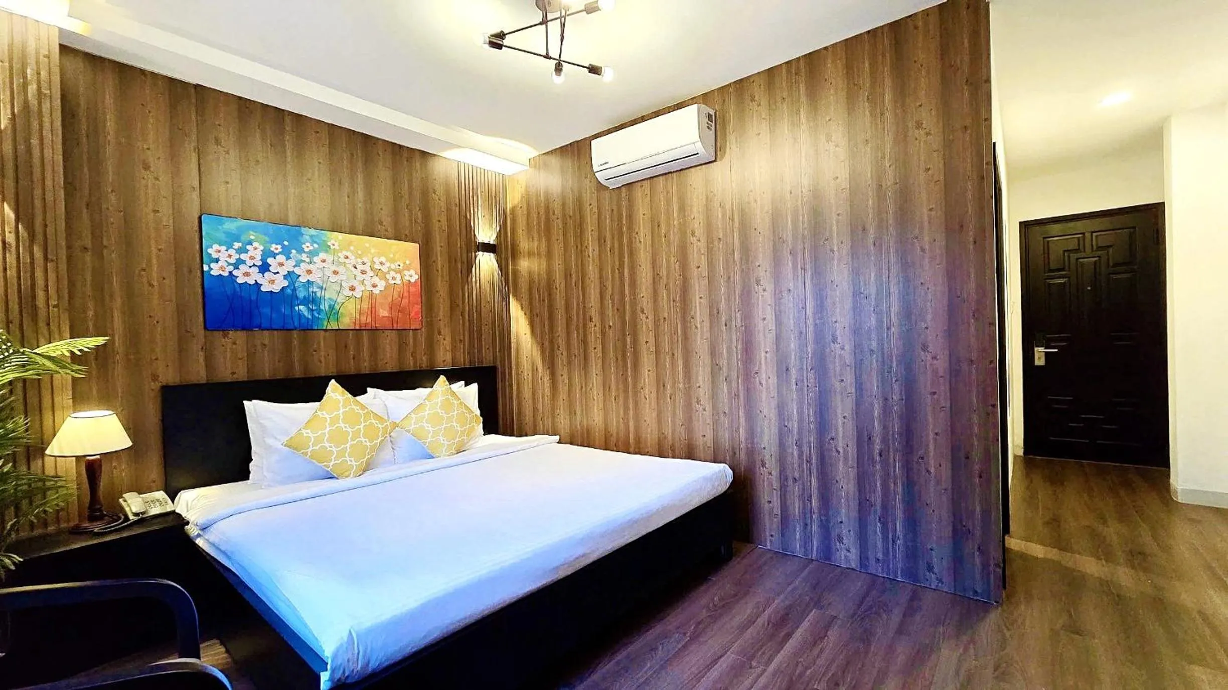 Bed in Rosa May Hotel