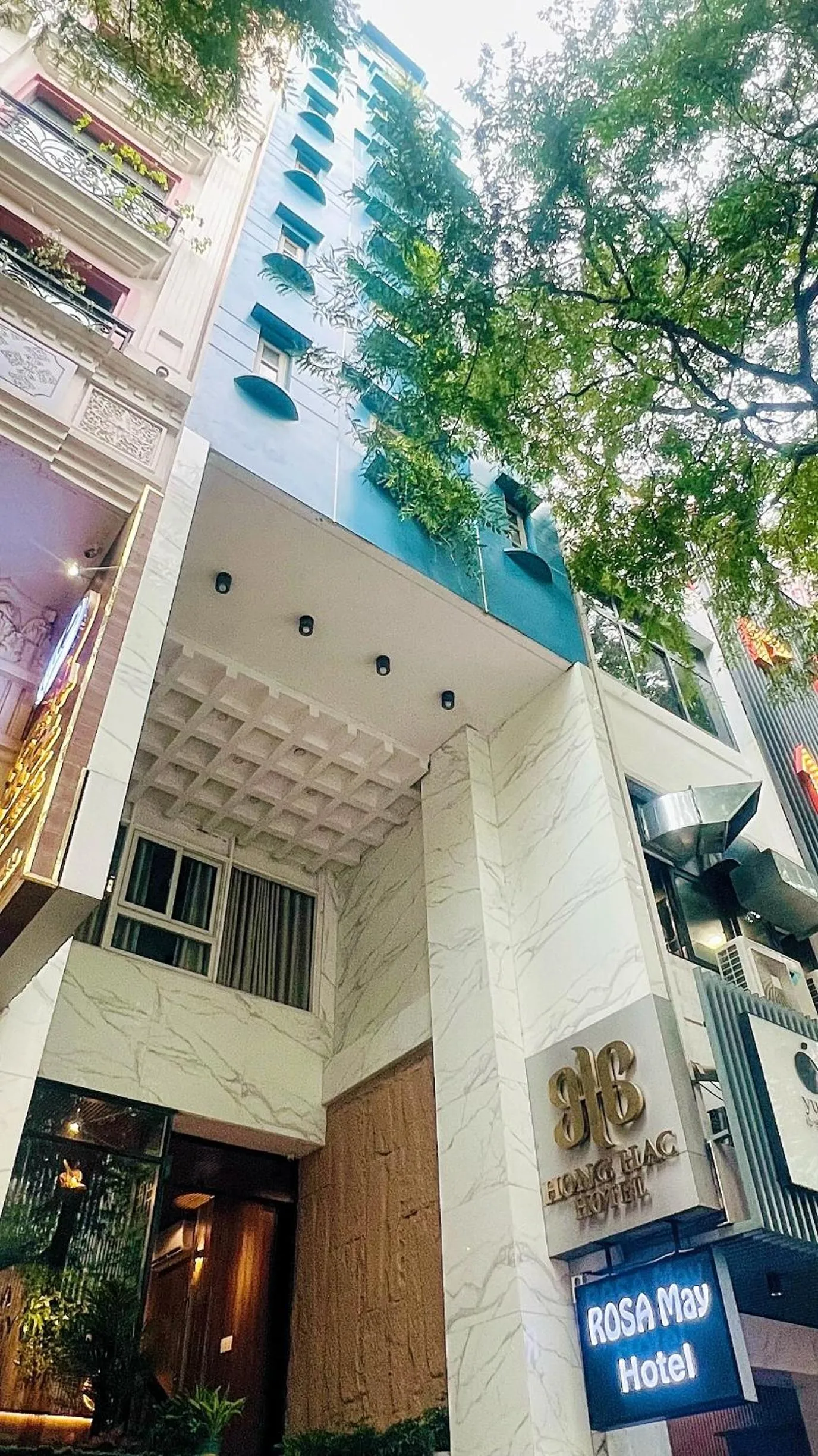 Property building in Rosa May Hotel