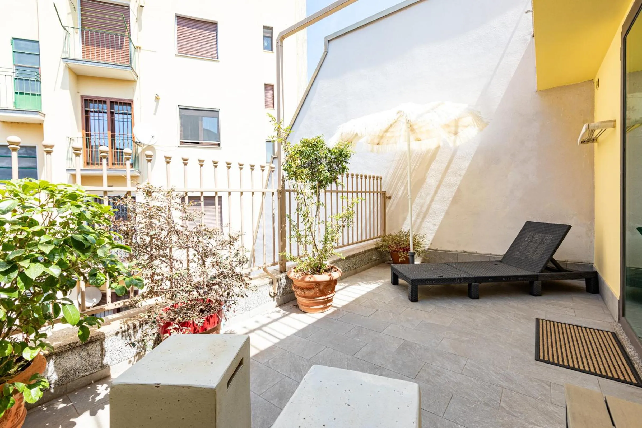 Balcony/Terrace in B&b Too Cute 2b Str8