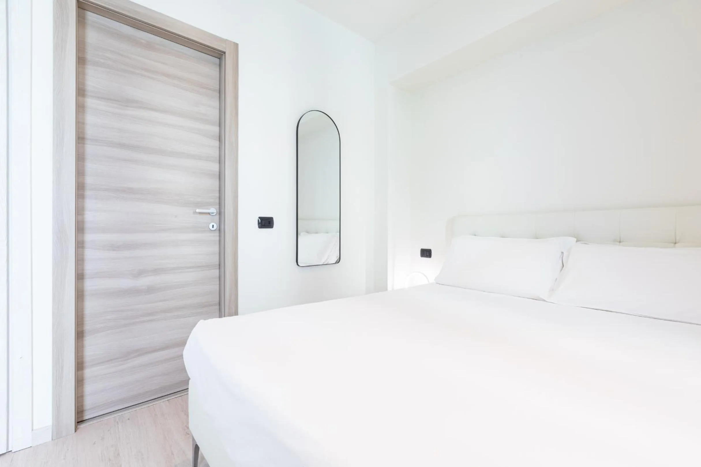 Bed in B&b Too Cute 2b Str8