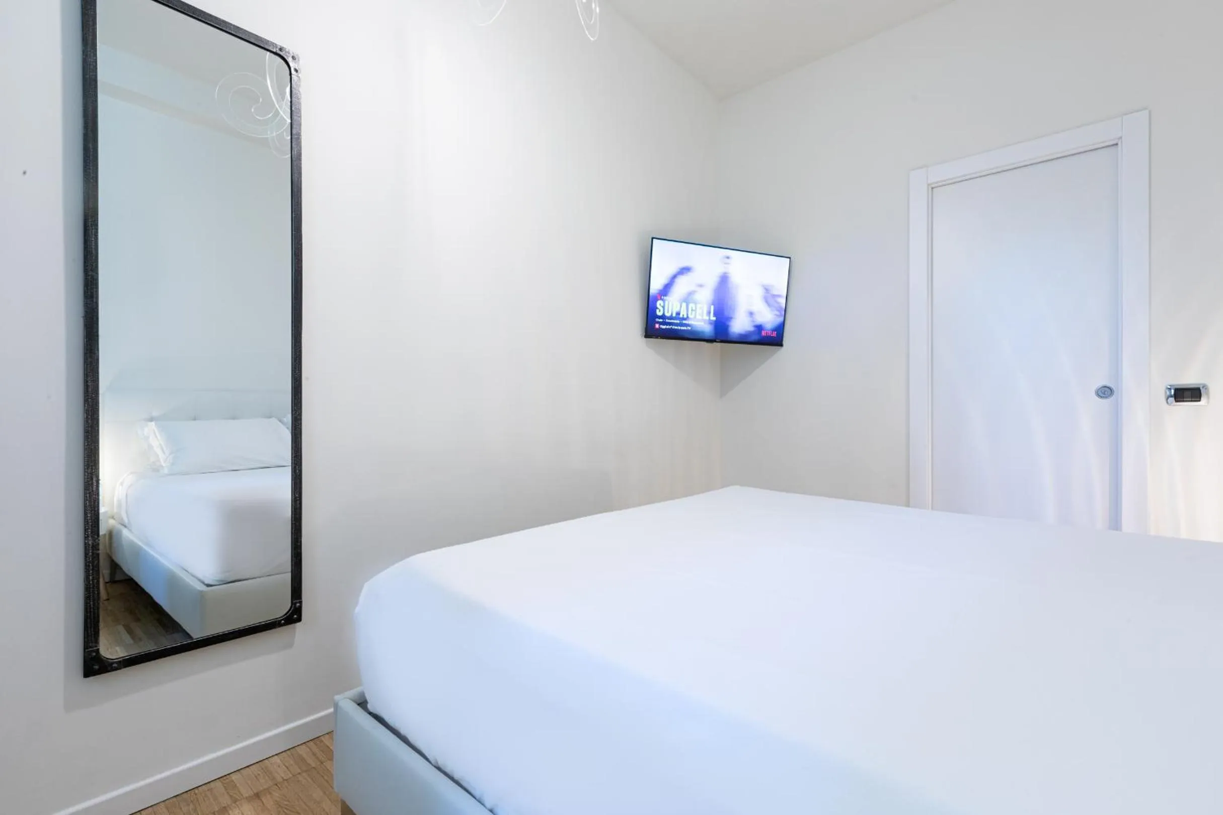 Bed in B&b Too Cute 2b Str8